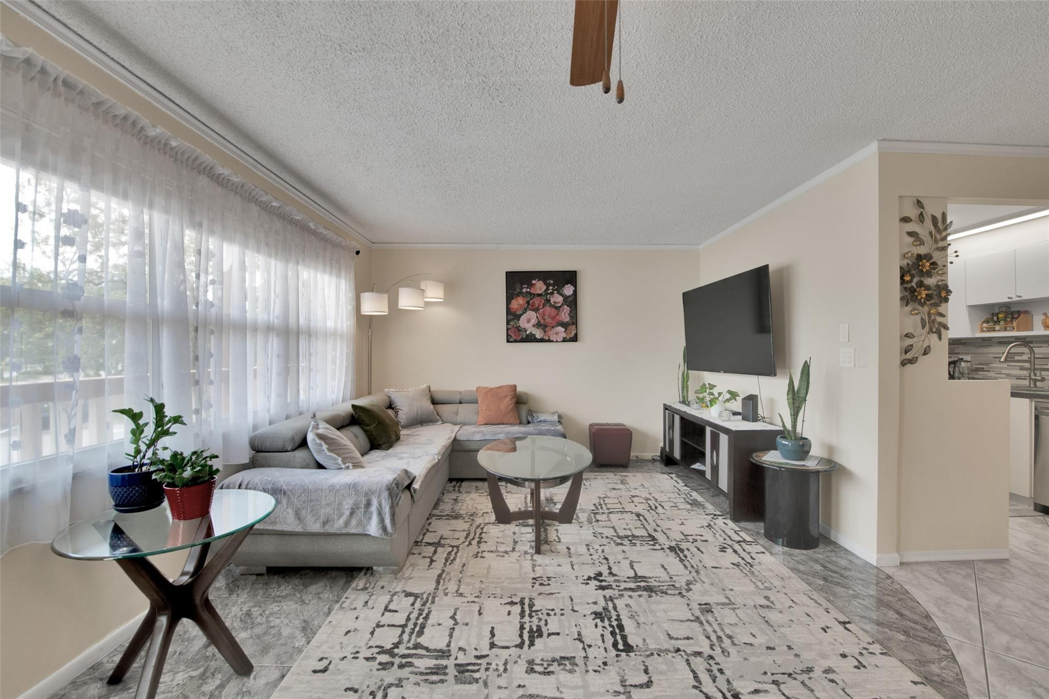 4302 Martinique Circle E2 Property Photo 2