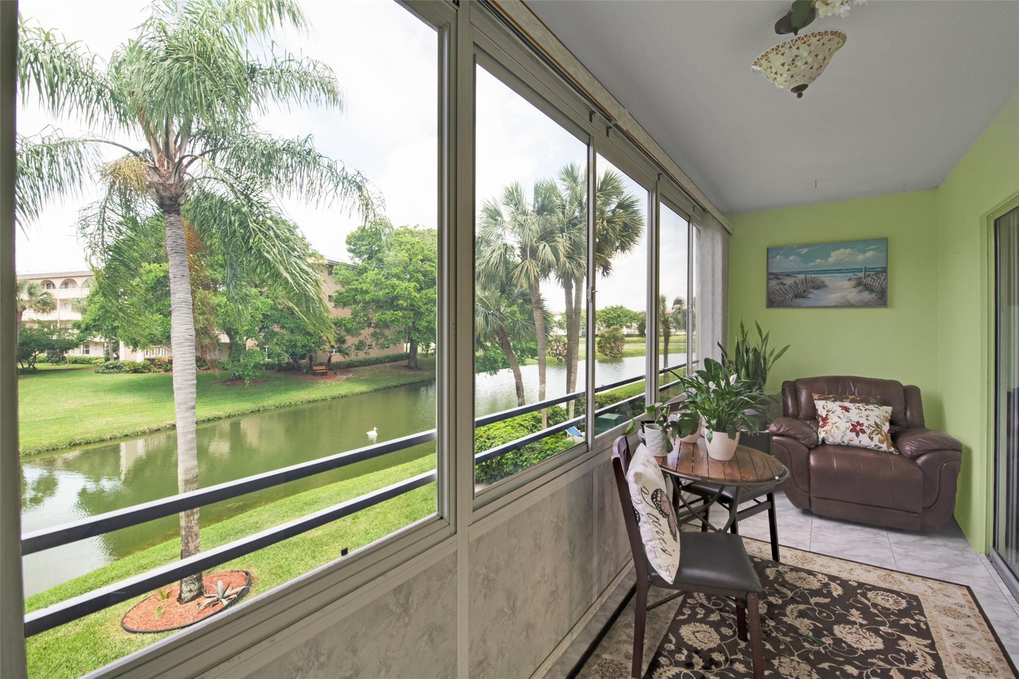 4302 Martinique Circle E2 Property Photo 14