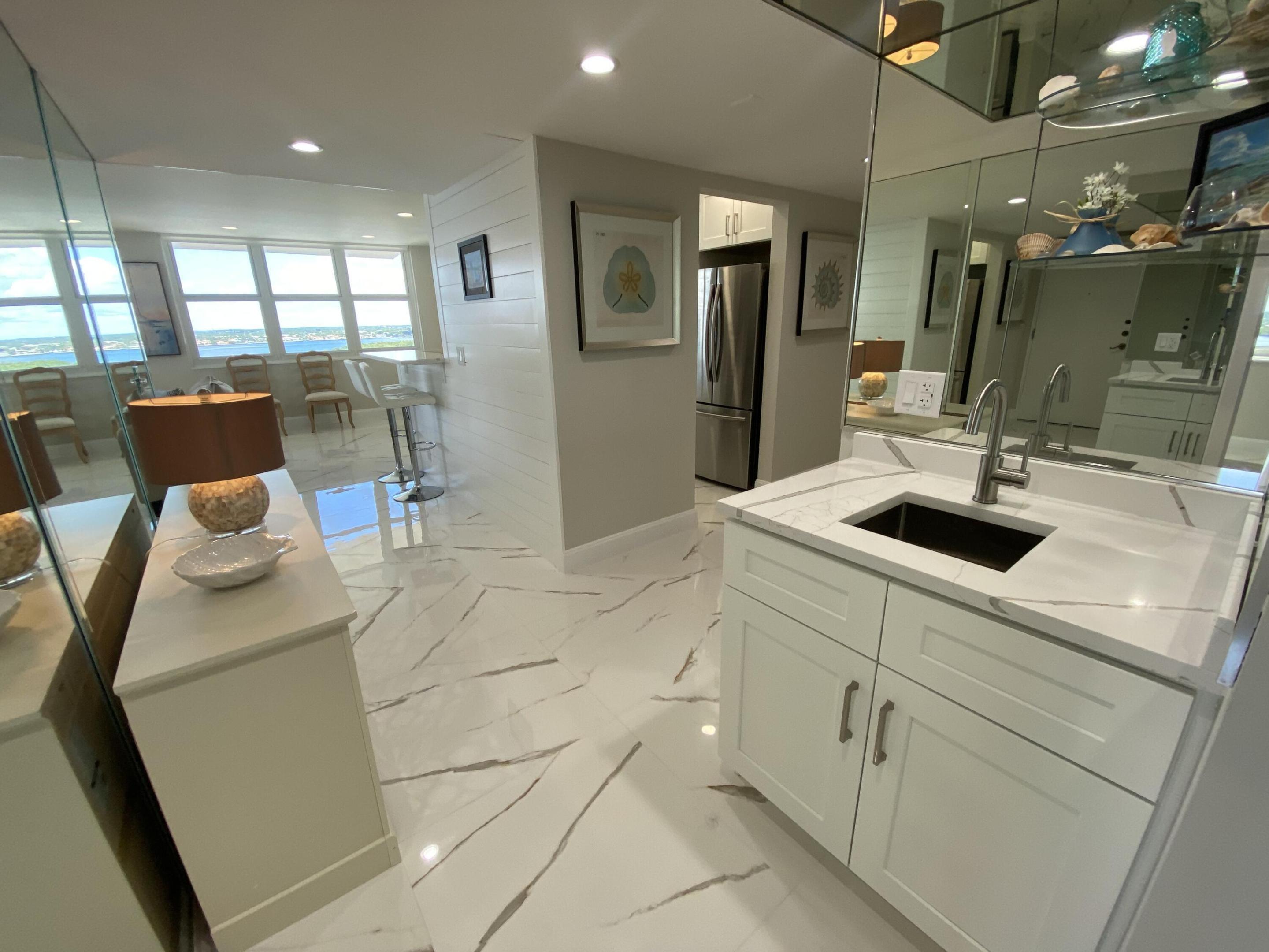 5440 N Ocean Drive 1501 Property Photo 13