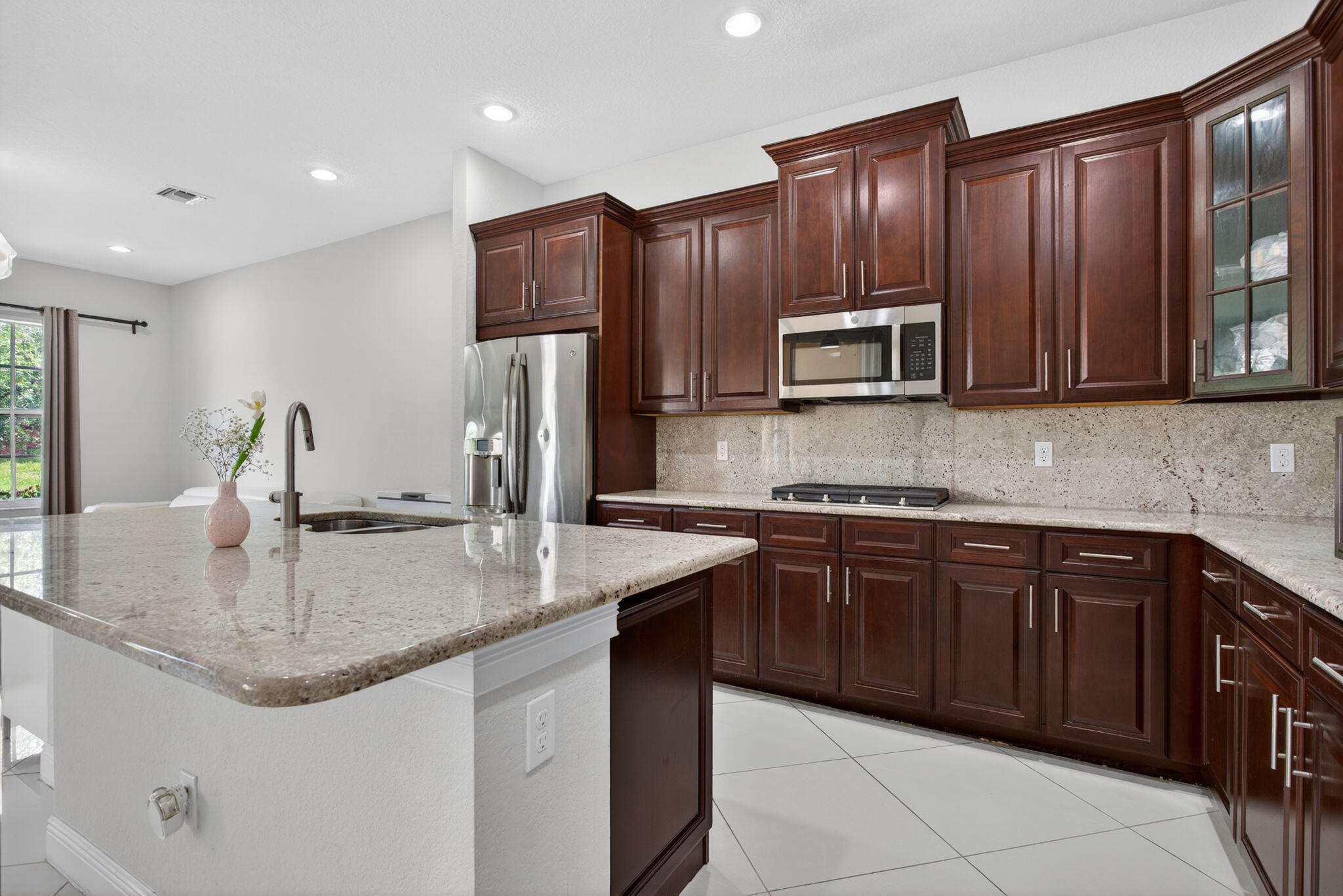 8850 Miralago Way Property Photo 3