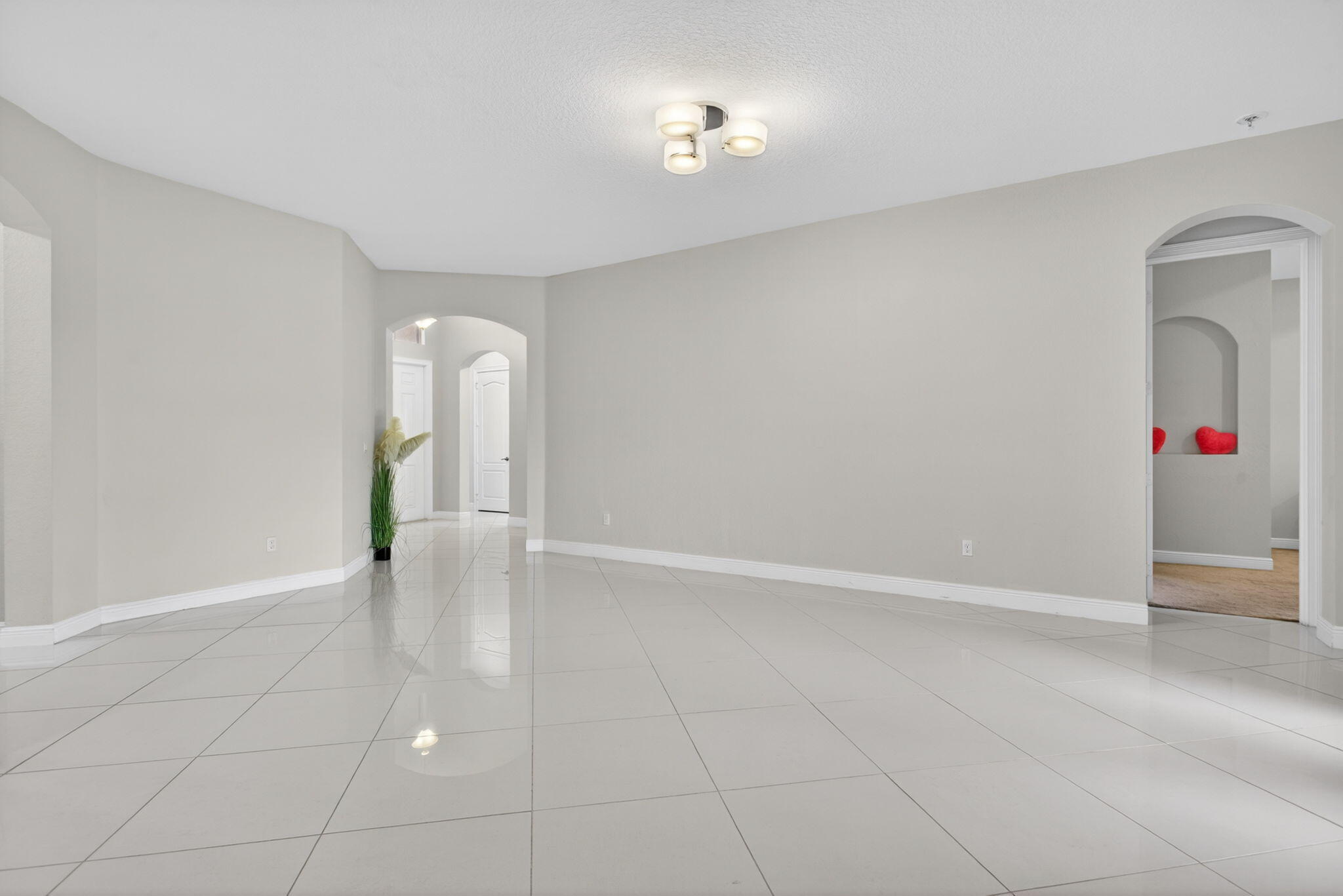 8850 Miralago Way Property Photo 10