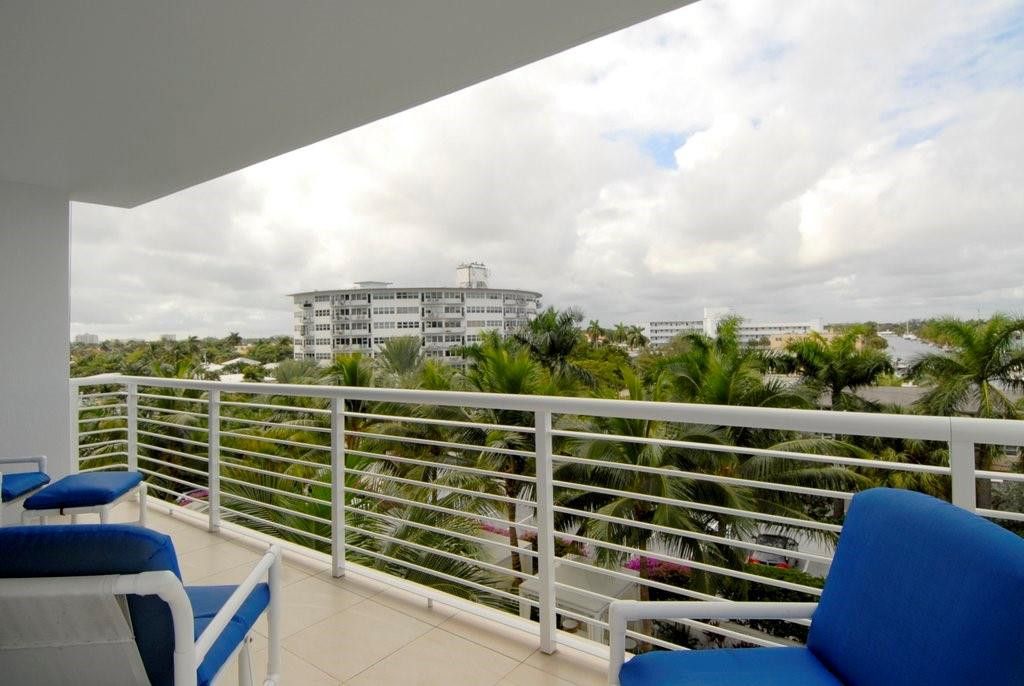 2821 N Ocean Boulevard 401s Property Photo 3