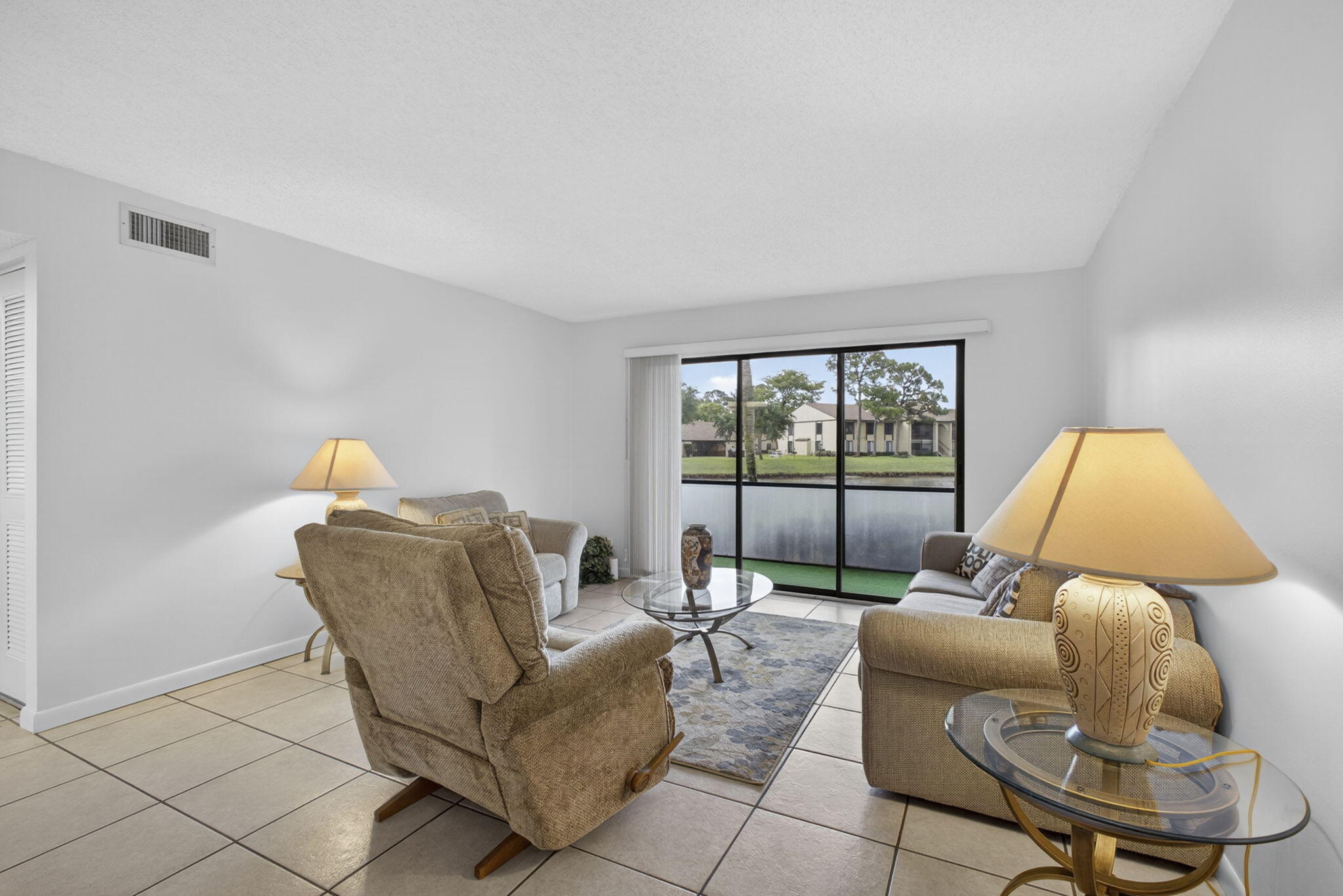 812 Sky Pine Way G1 Property Photo 16