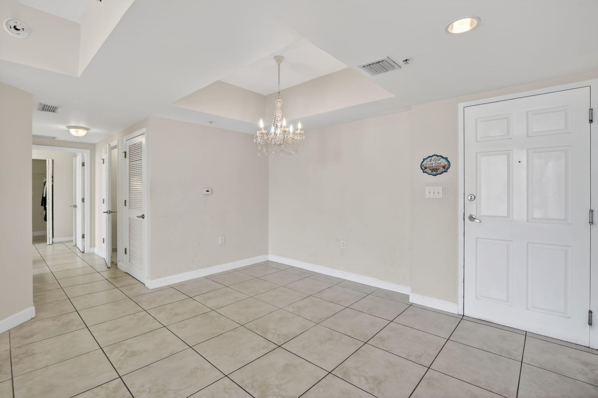 140 S Dixie Highway 819 Property Photo 12