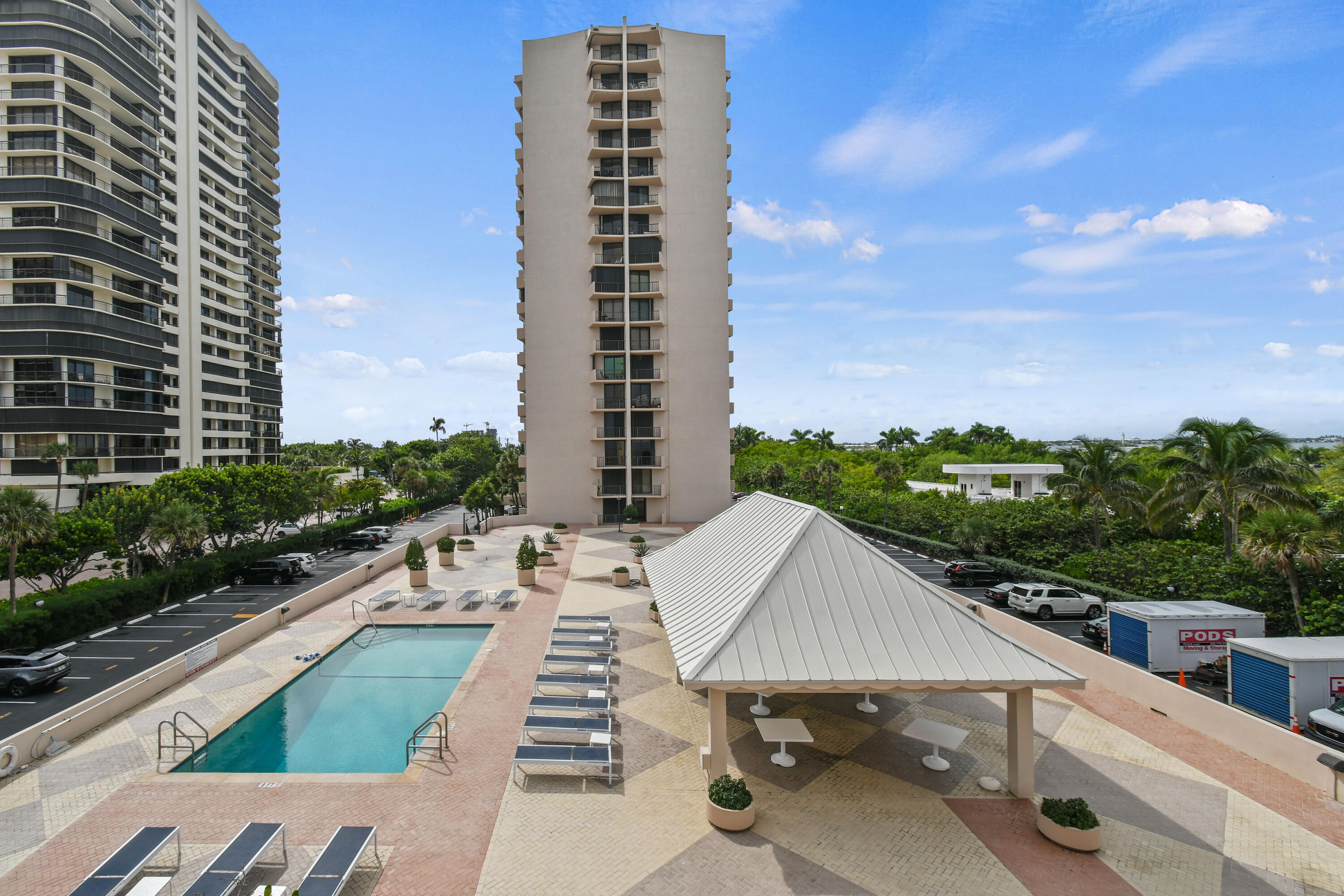 4200 N Ocean Drive 1-304 Property Photo 18