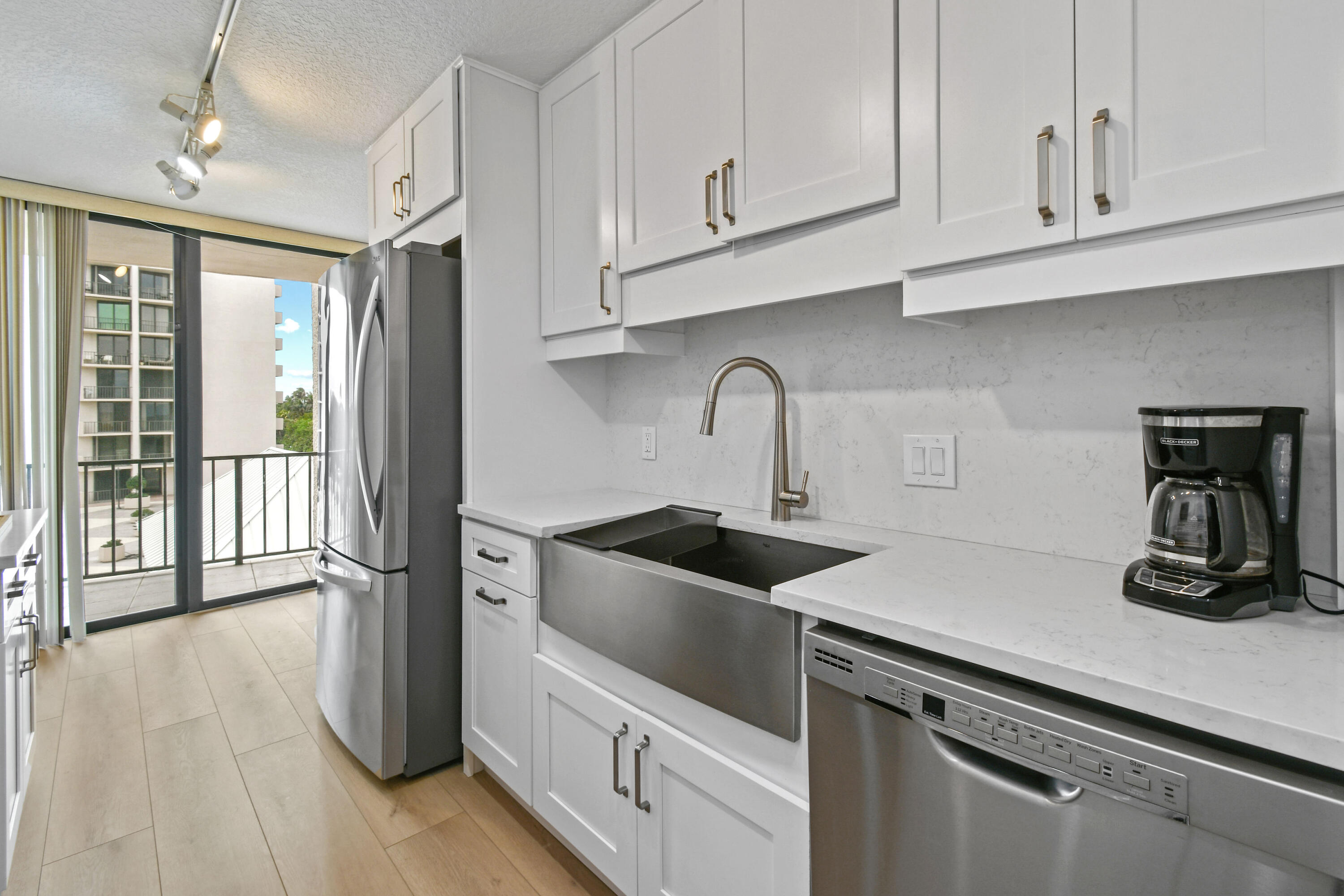 4200 N Ocean Drive 1-304 Property Photo 32