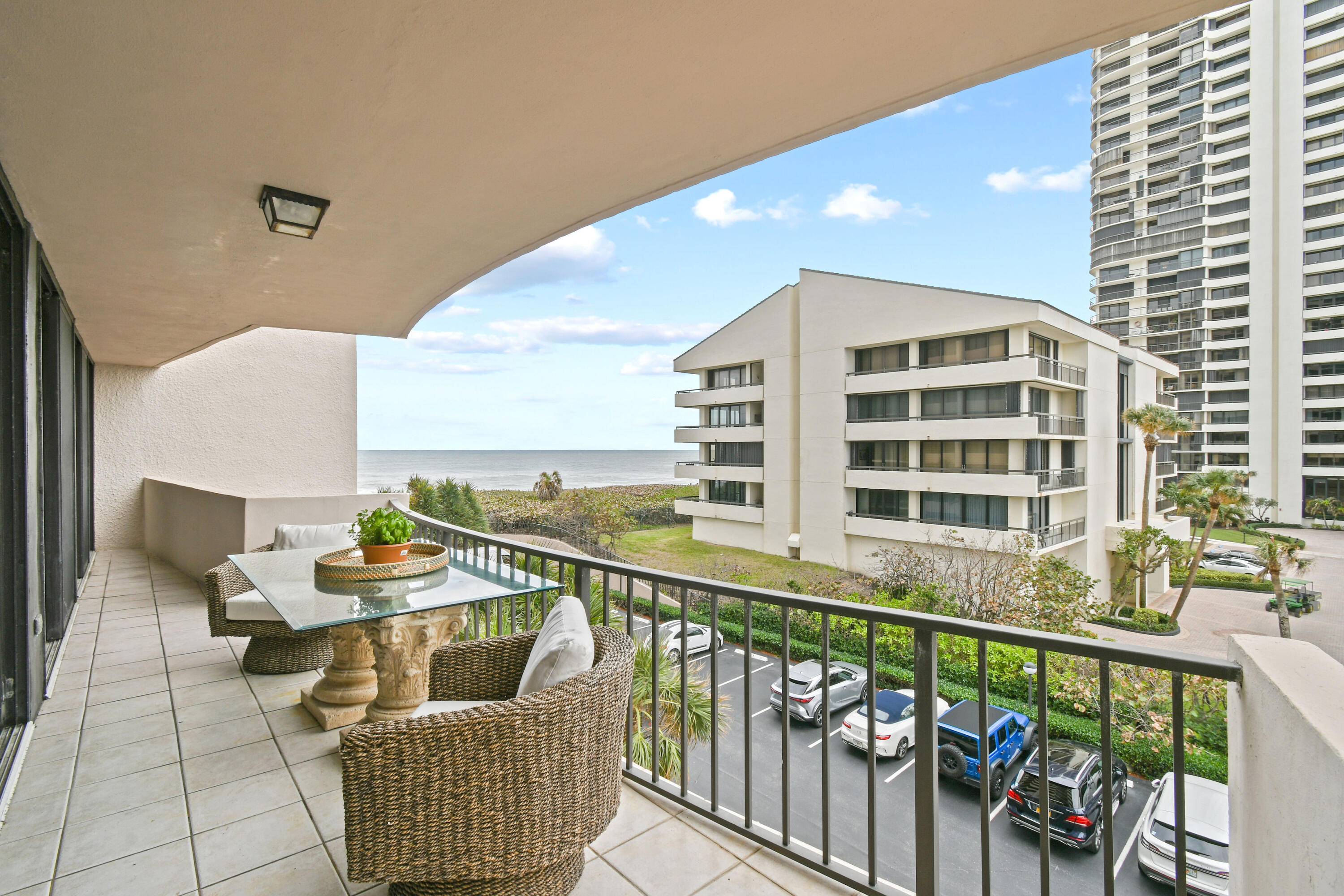 4200 N Ocean Drive 1-304 Property Photo 57