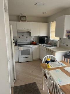 1010 Landings Boulevard Property Photo 6