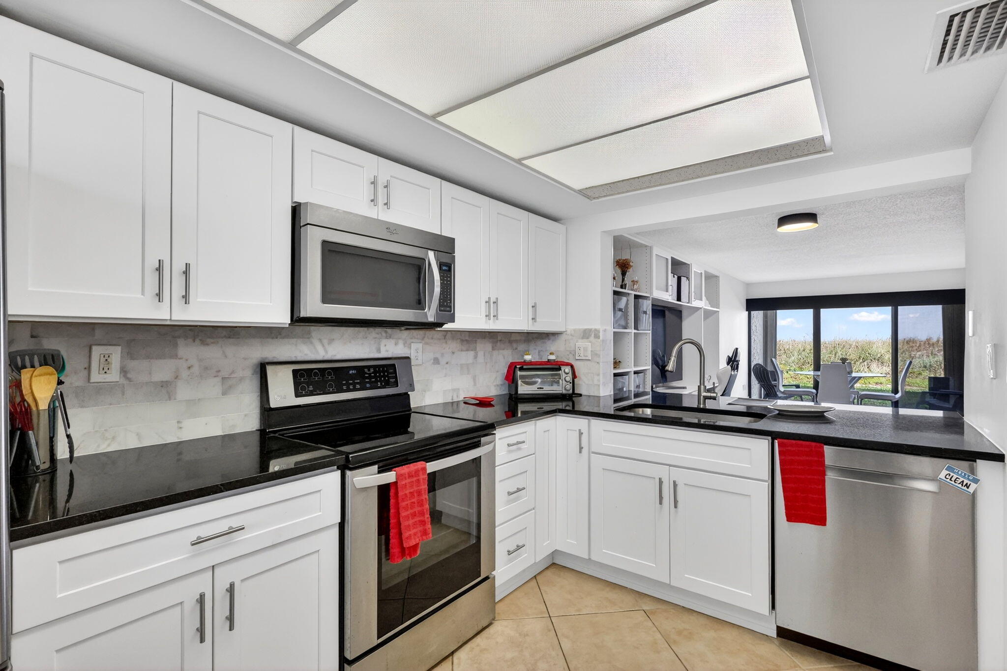 10310 S Ocean Drive 107 Property Photo 4