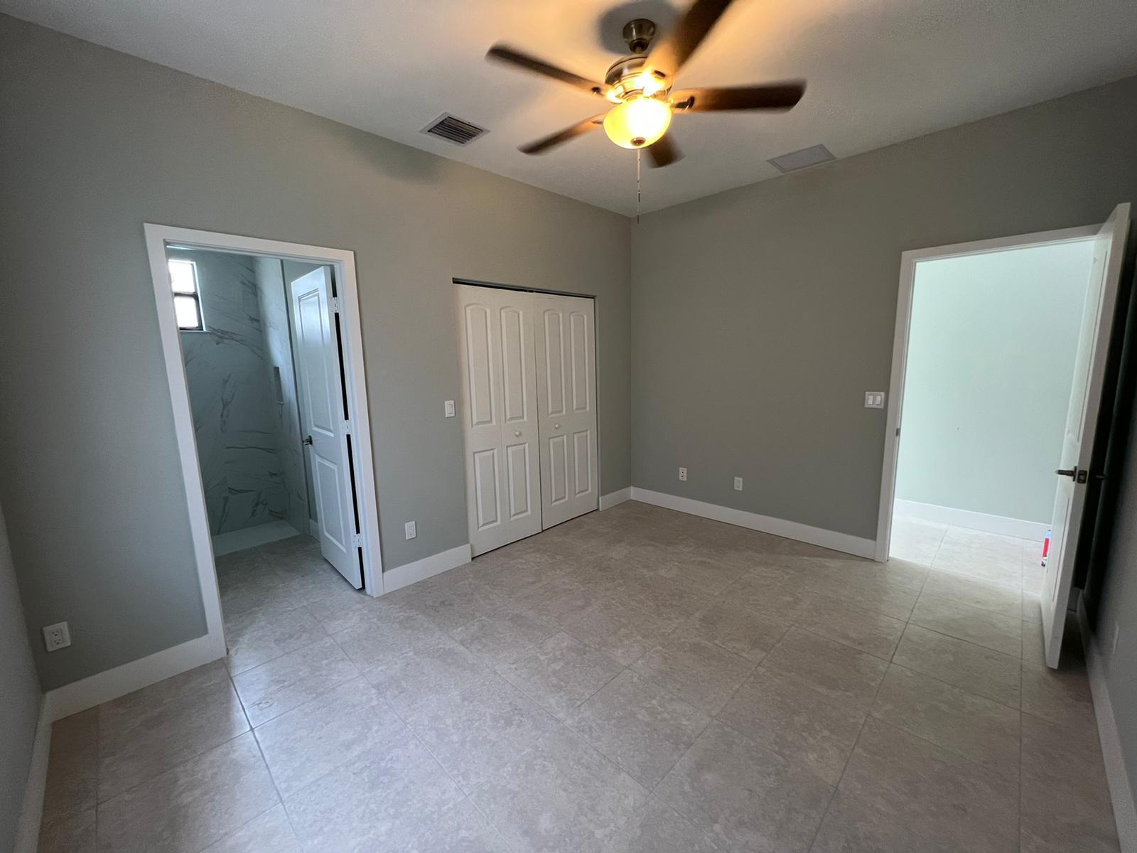 227 N E Street Property Photo 8