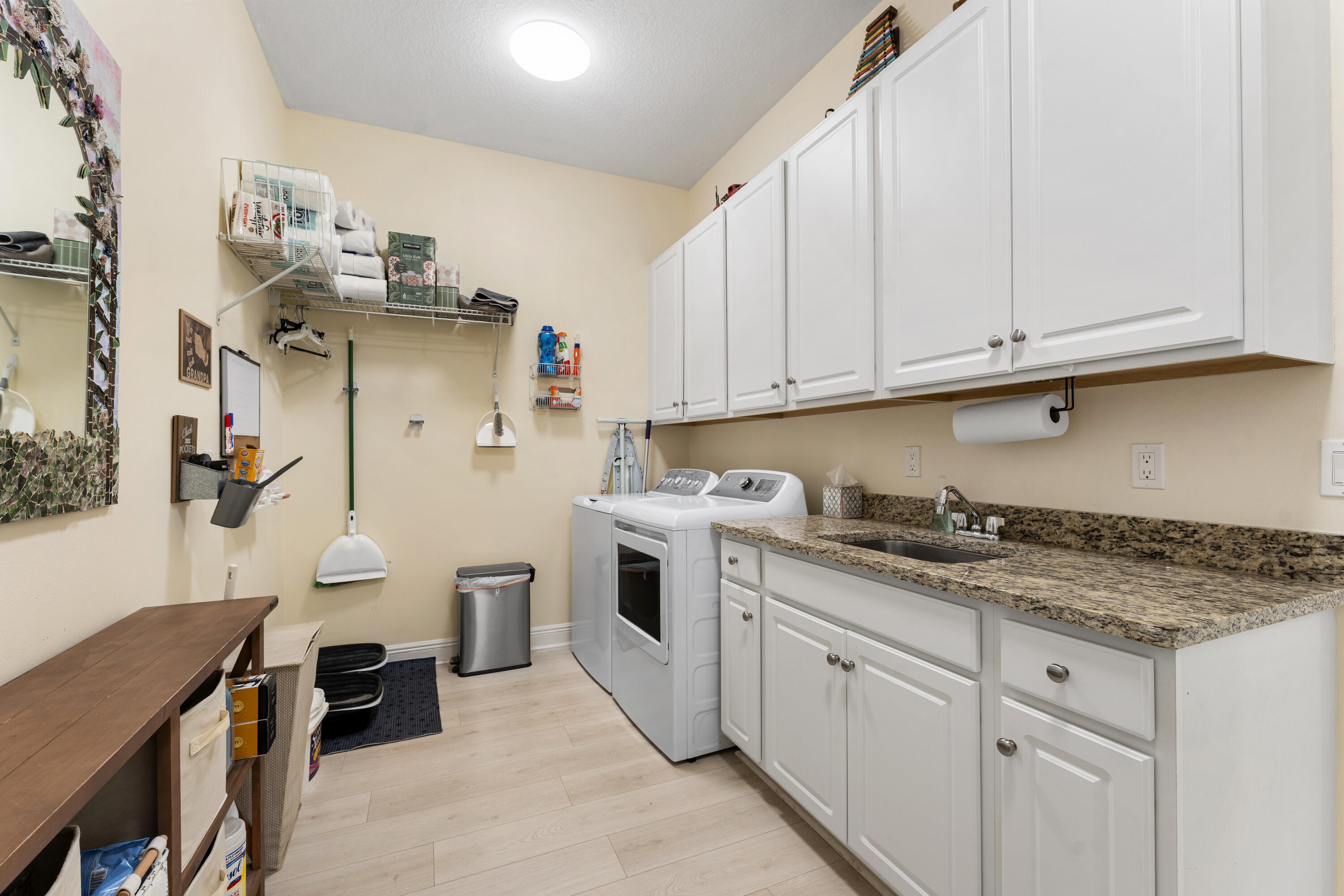 16148 Key Biscayne Lane Property Photo 26