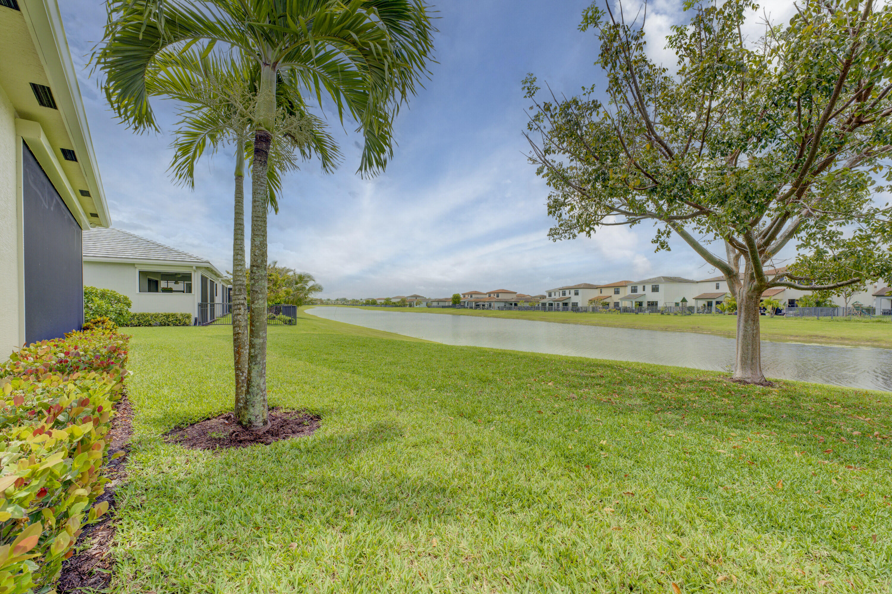 16148 Key Biscayne Lane Property Photo 28
