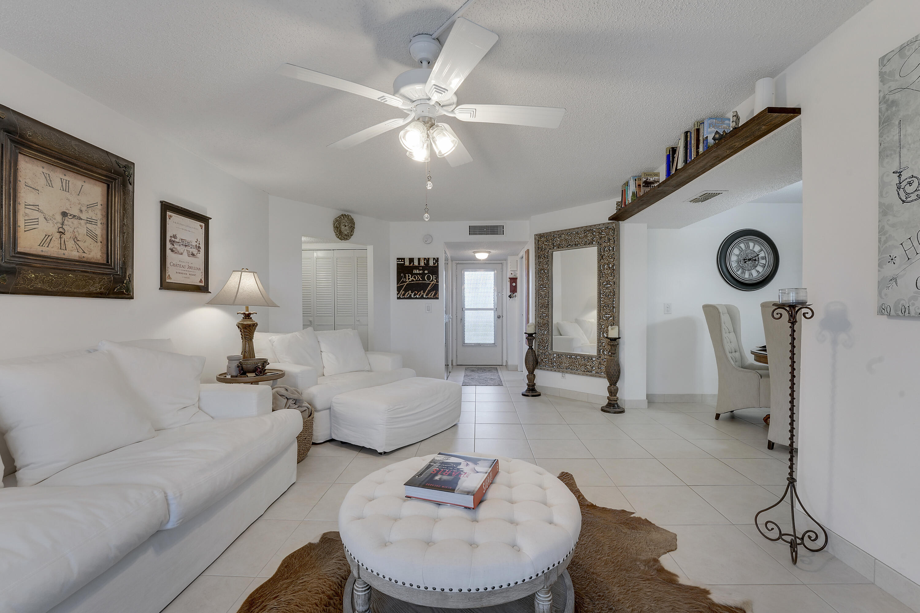3755 Via 405 Property Photo 4