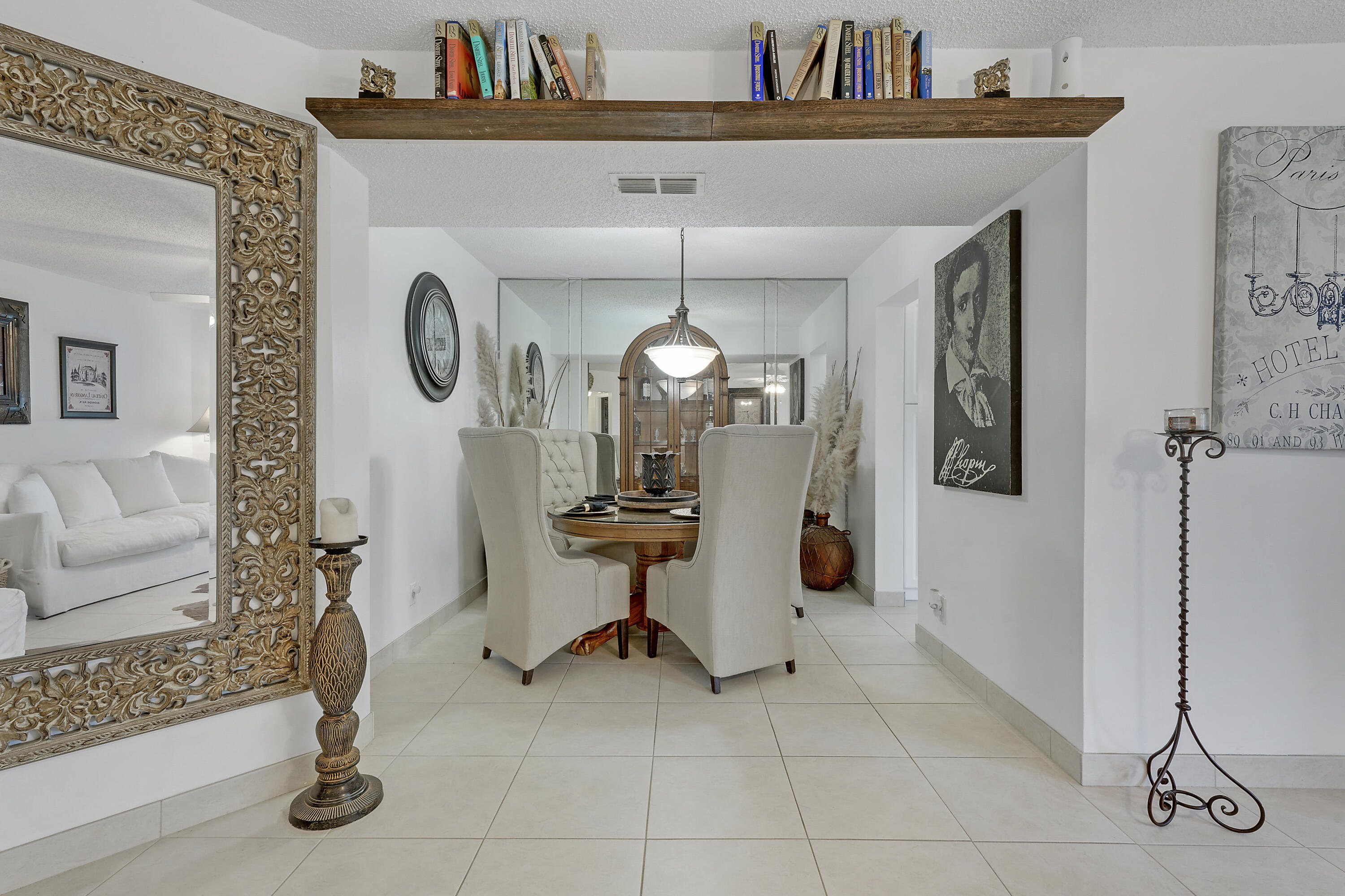 3755 Via 405 Property Photo 6