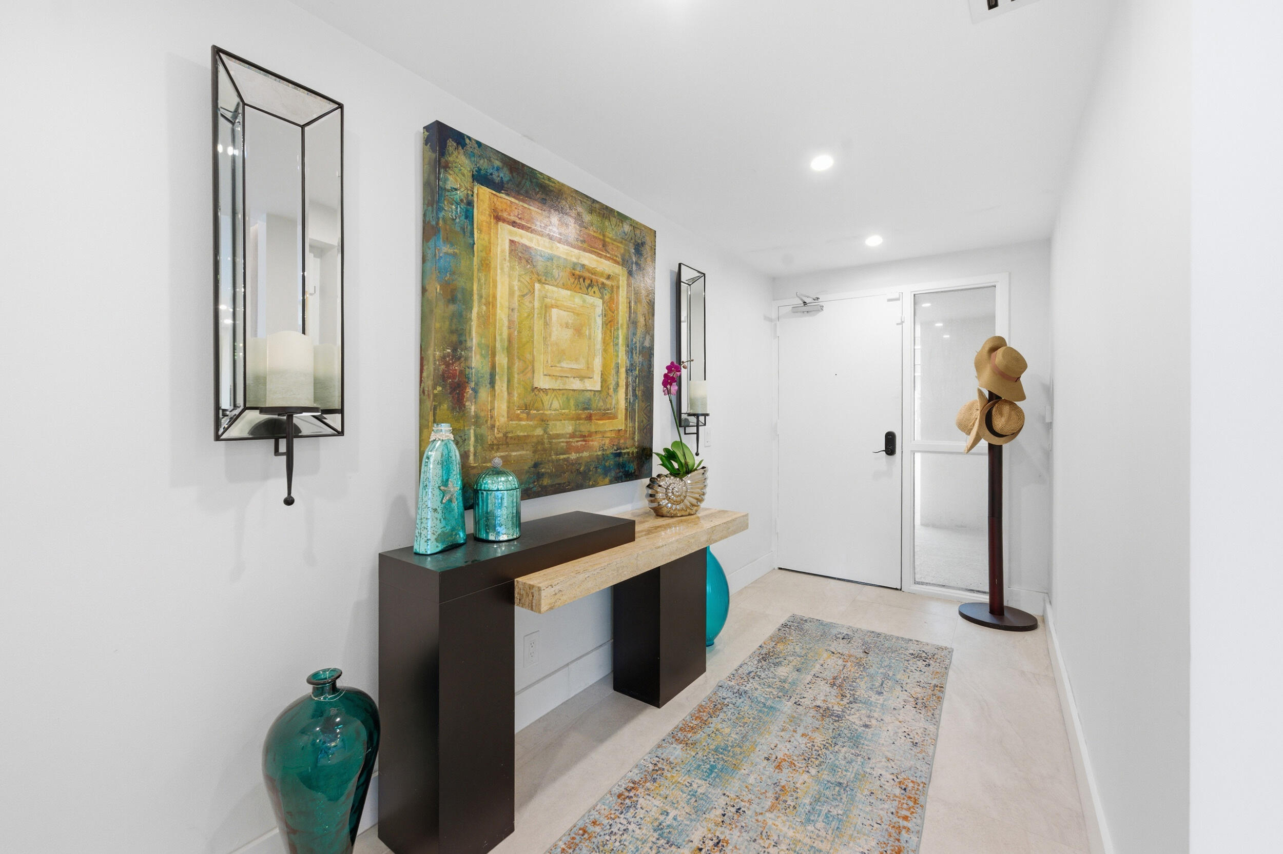 3972 N Ocean Drive 5 Property Photo 4