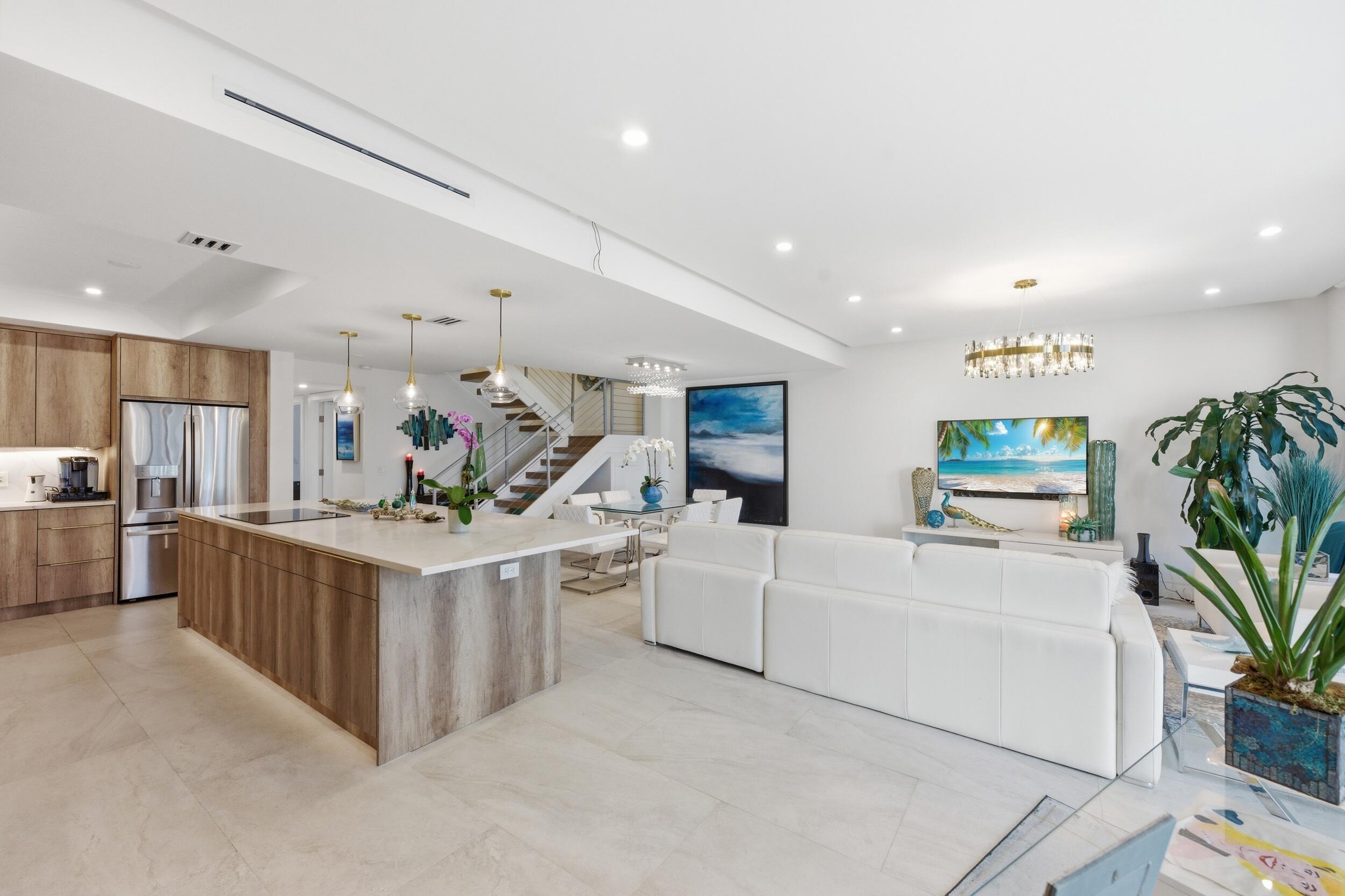 3972 N Ocean Drive 5 Property Photo 8