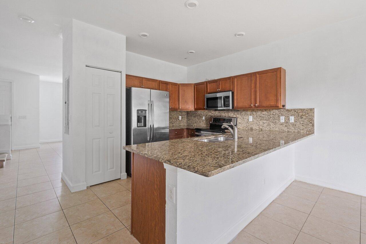 5288 Ashley River Road Property Photo 5