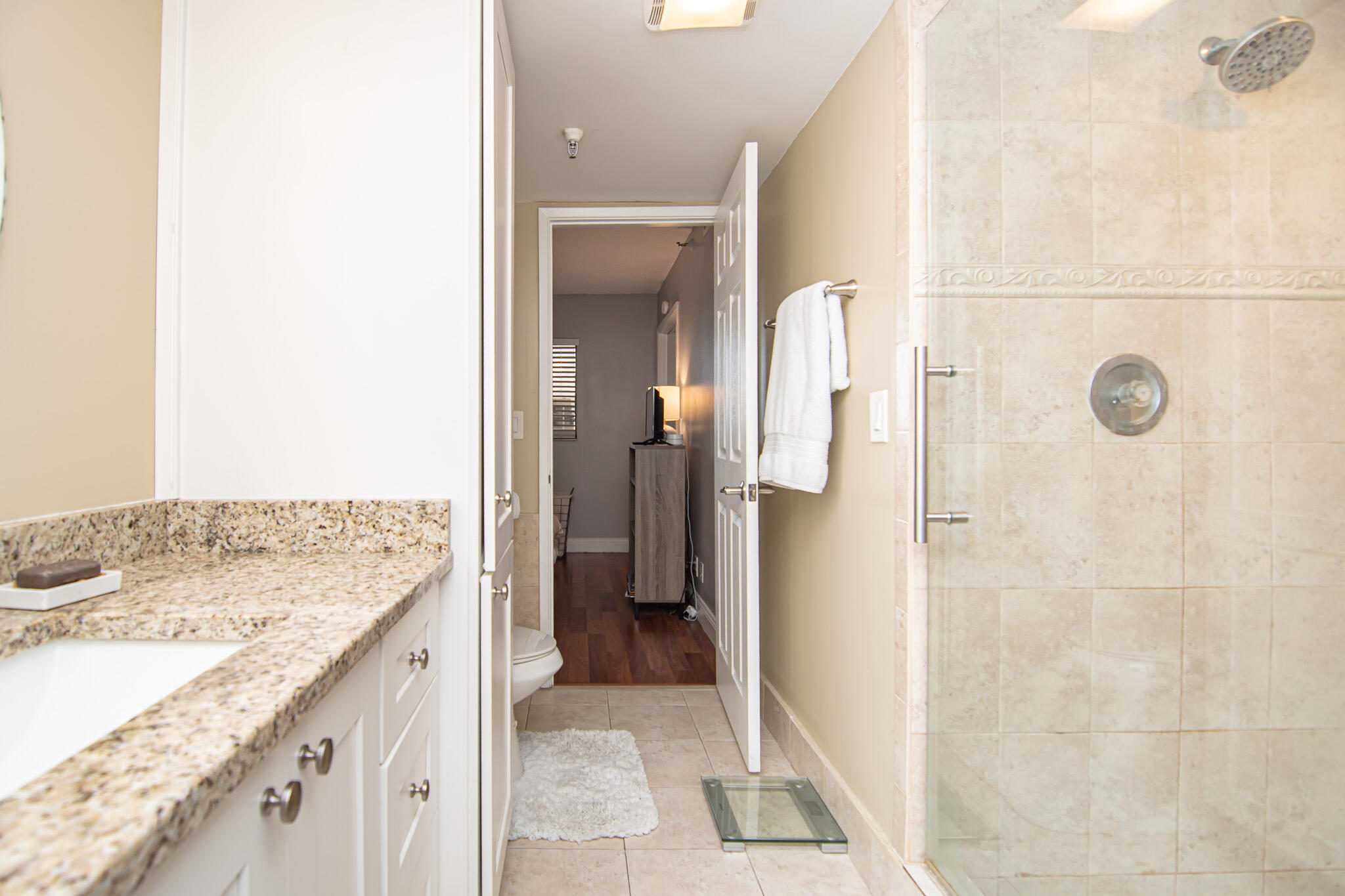 2202 S Cypress Bend Drive 706 Property Photo 31