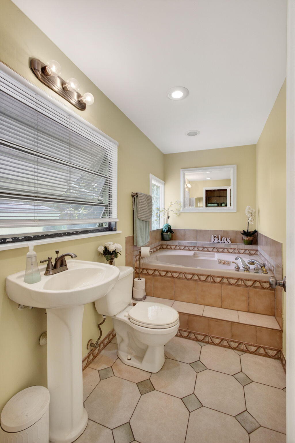 502 49th Street Property Photo 23