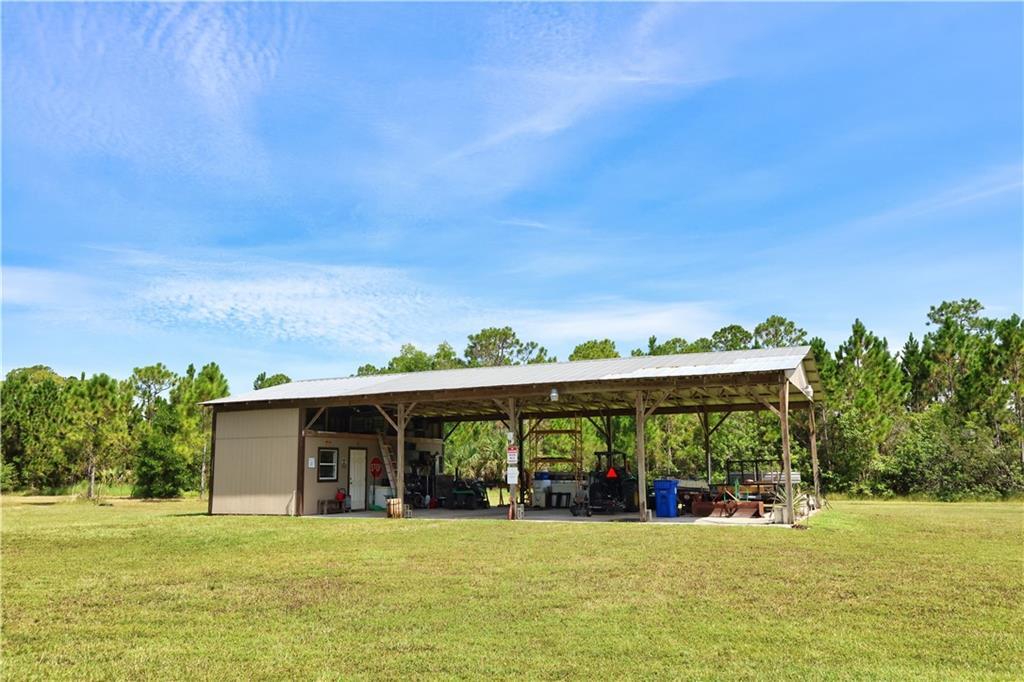 12050 138th Avenue Property Photo 7