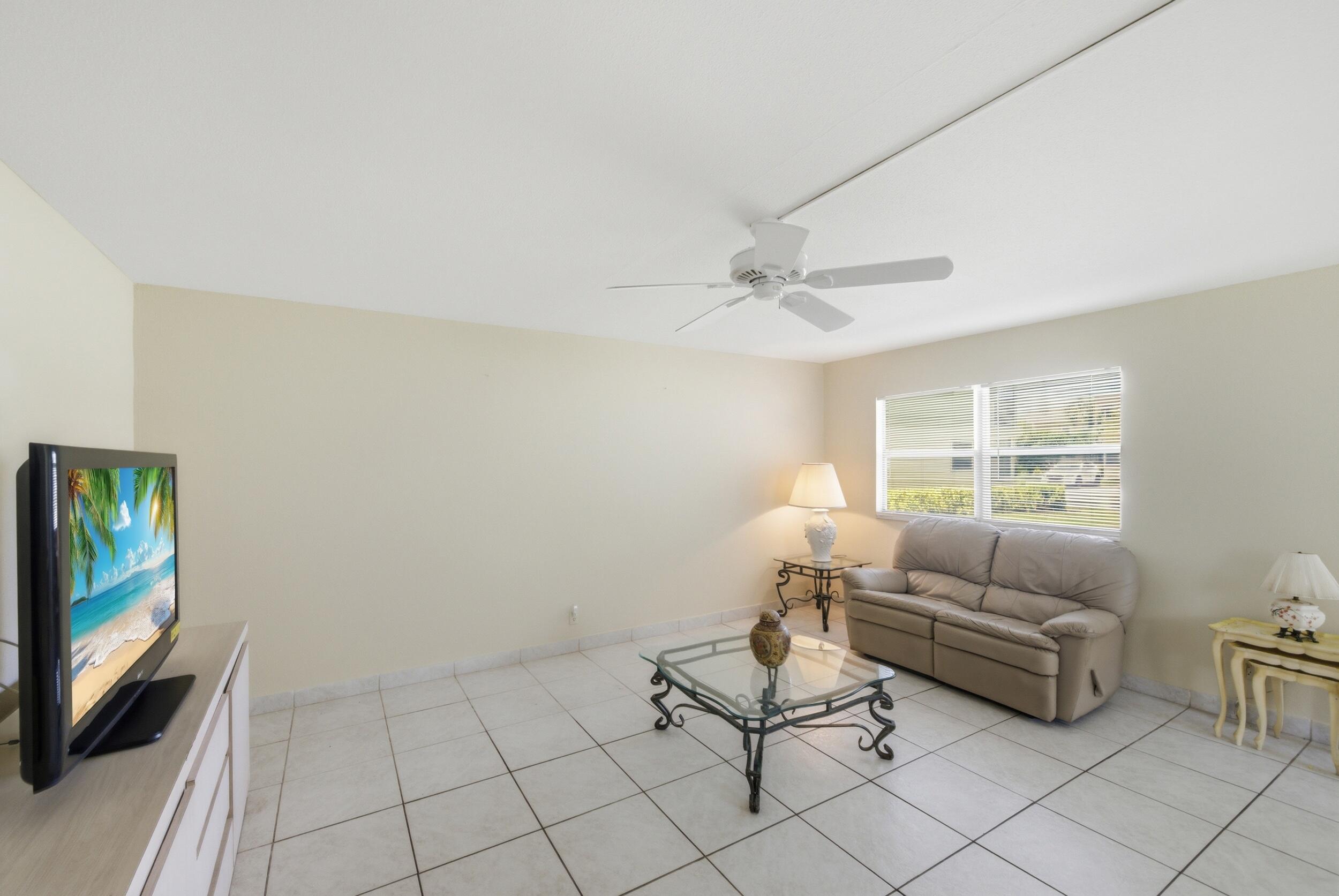 724 Flanders P Property Photo 10