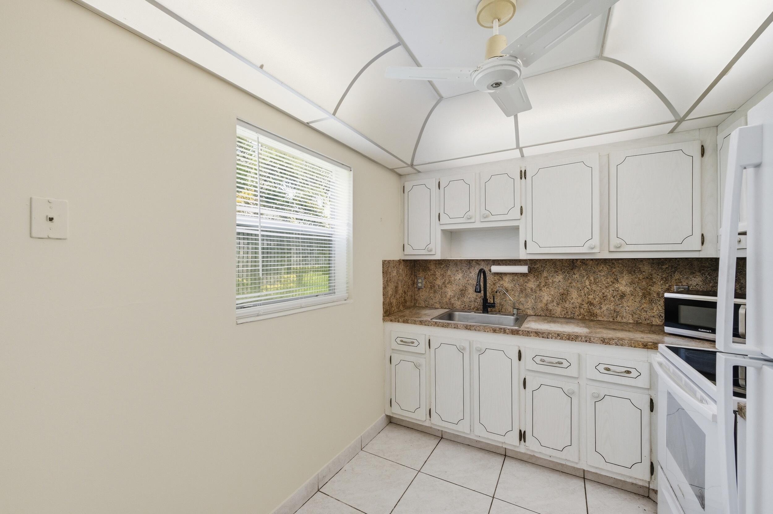 724 Flanders P Property Photo 18