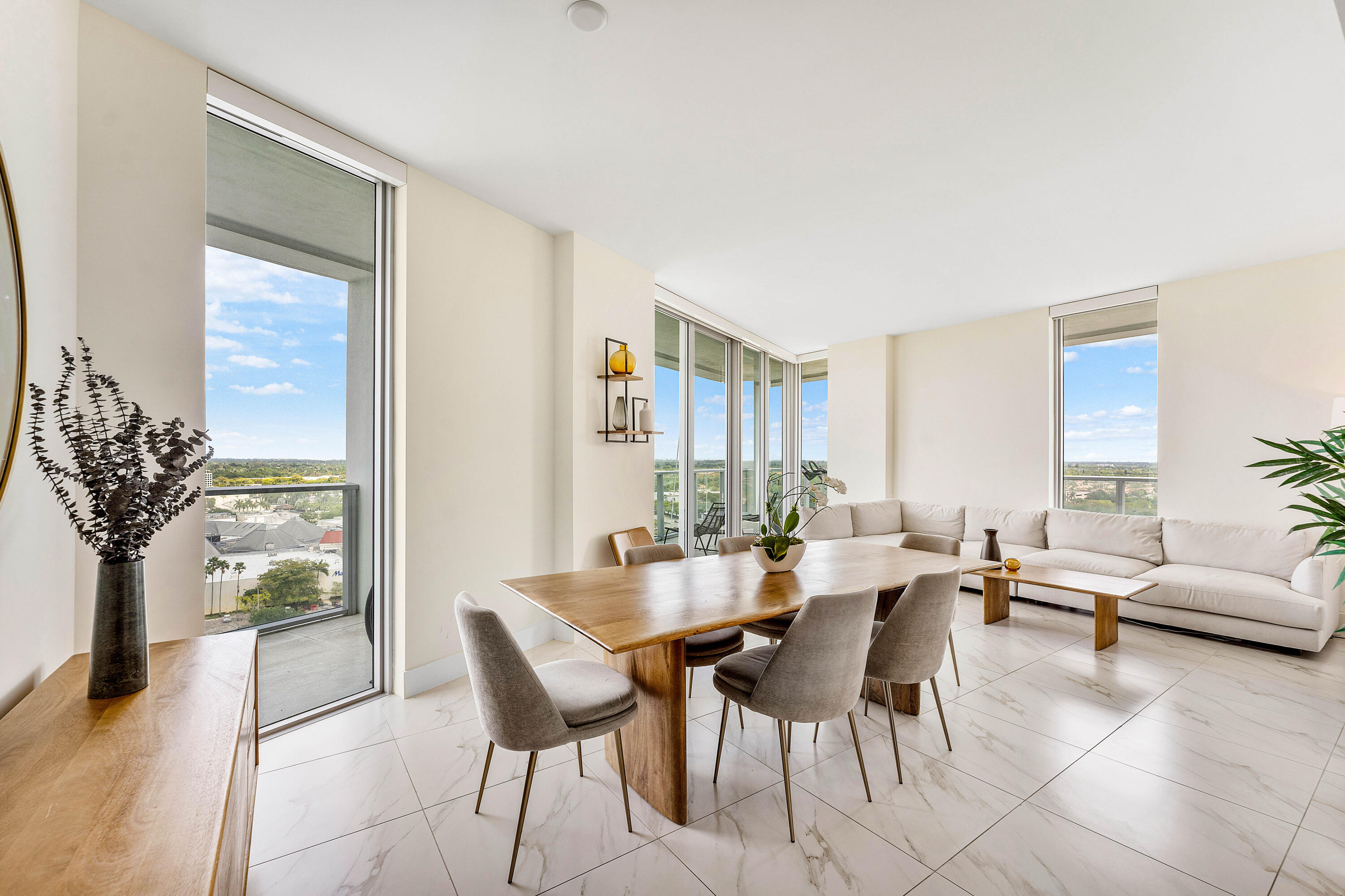 2000 Metropica Way 1509 Property Photo 7