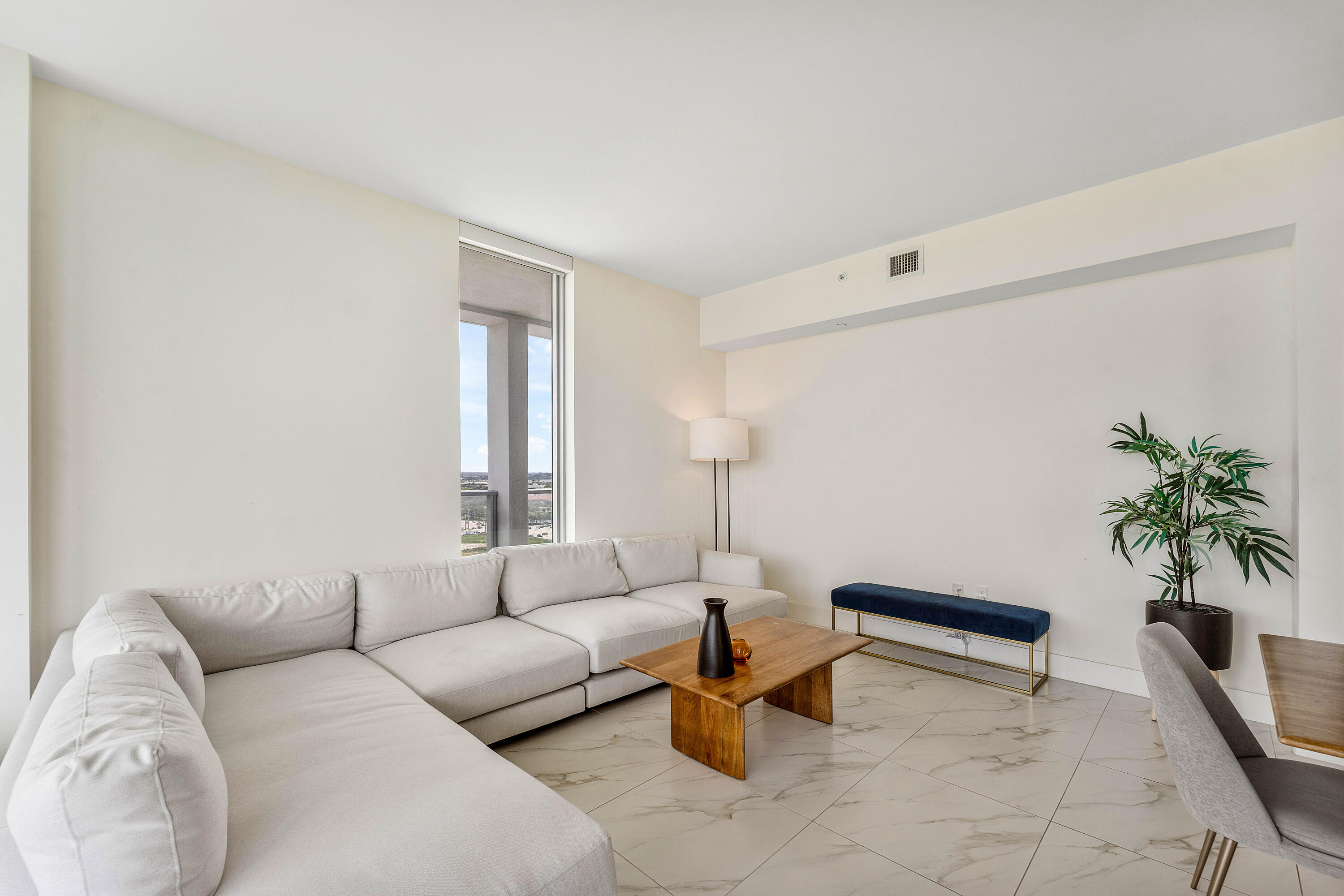 2000 Metropica Way 1509 Property Photo 9