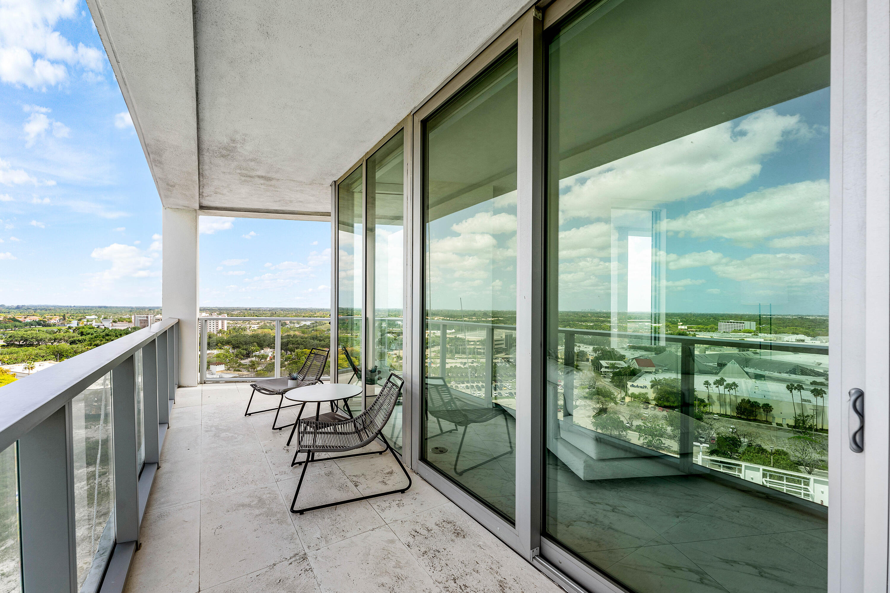 2000 Metropica Way 1509 Property Photo 25
