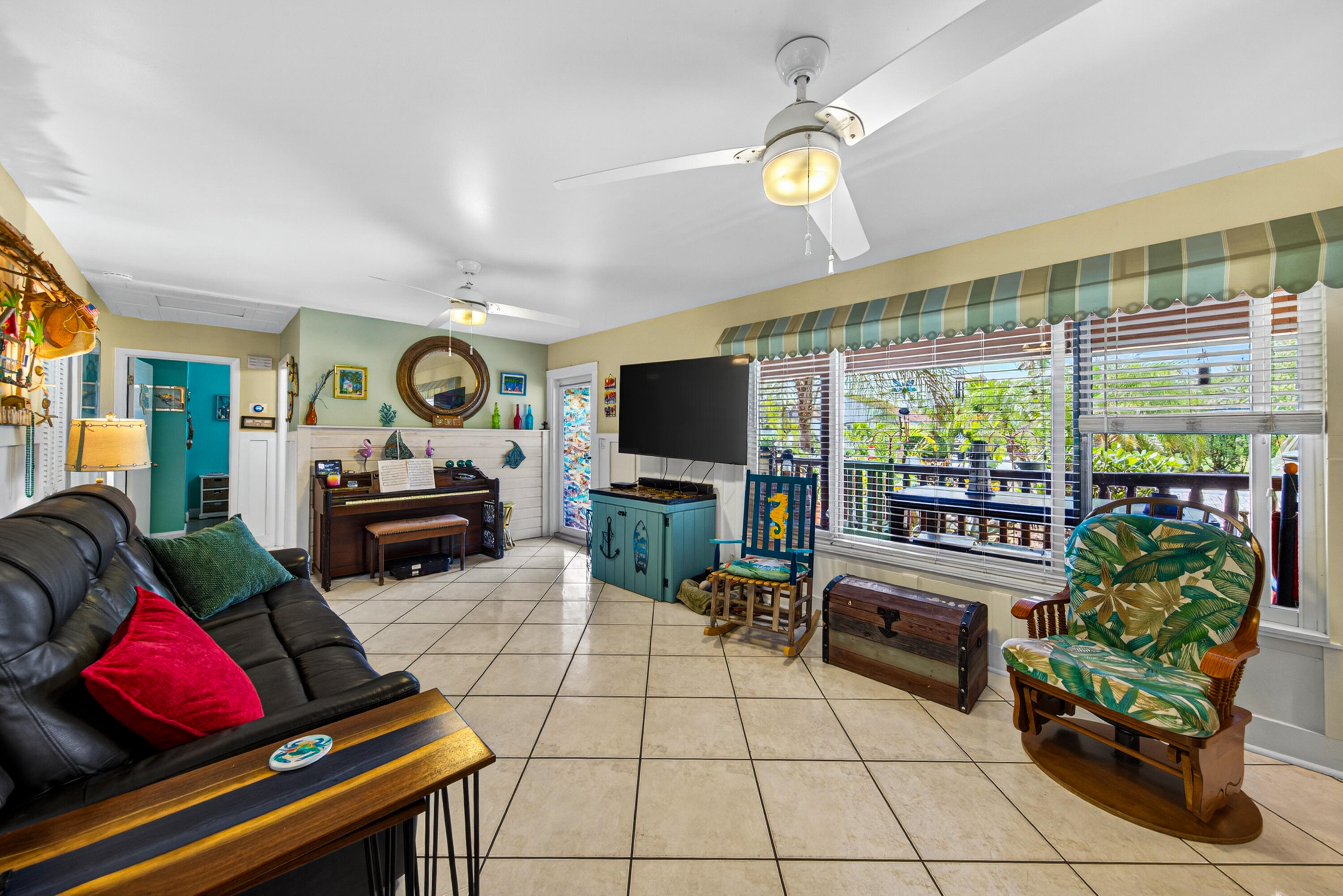 5135 Palm Ridge Boulevard Property Photo 11