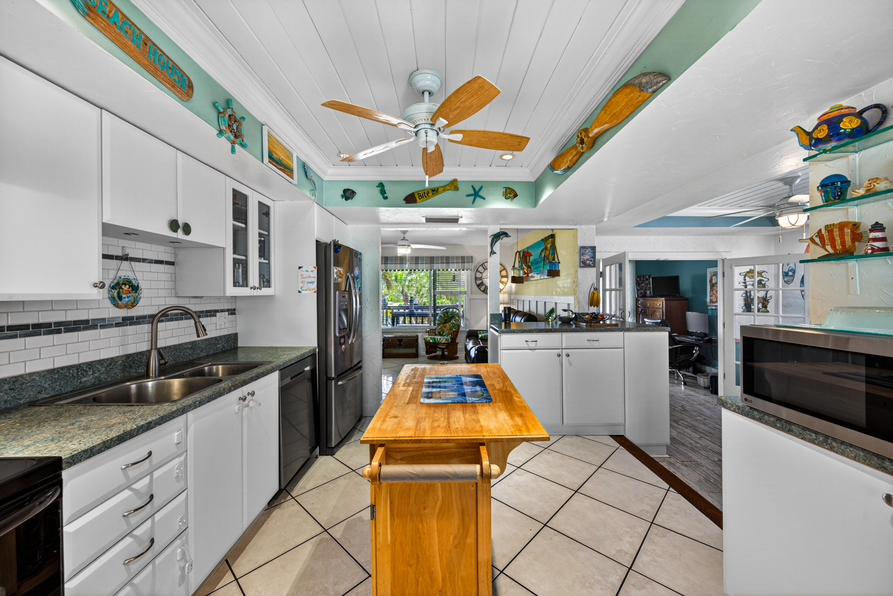5135 Palm Ridge Boulevard Property Photo 17