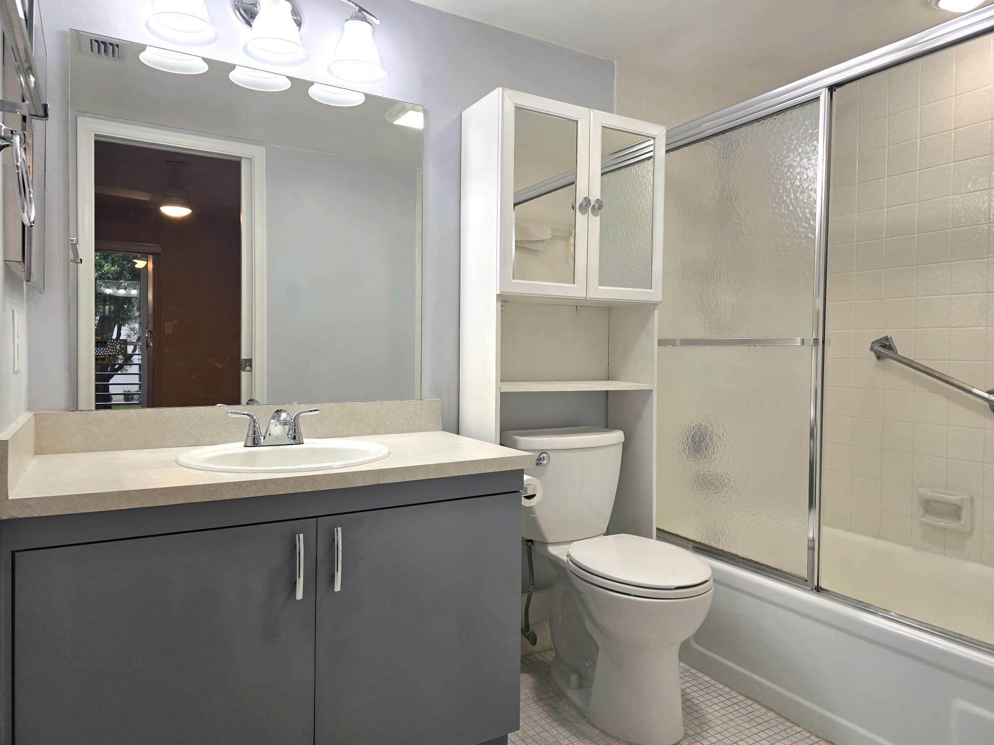 2103 Lucaya Bend E2 Property Photo 21