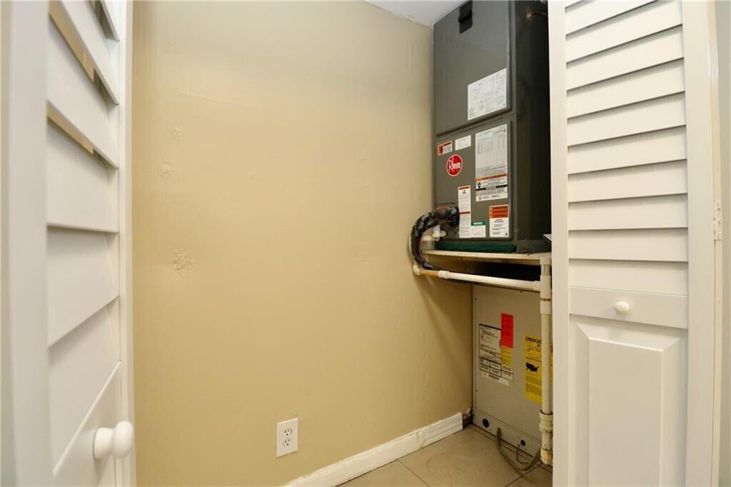 9915 Sandalfoot Boulevard 408 Property Photo 10