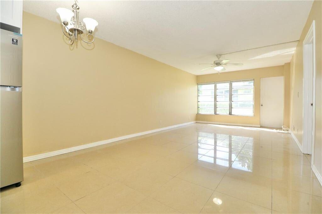 9915 Sandalfoot Boulevard 408 Property Photo 19