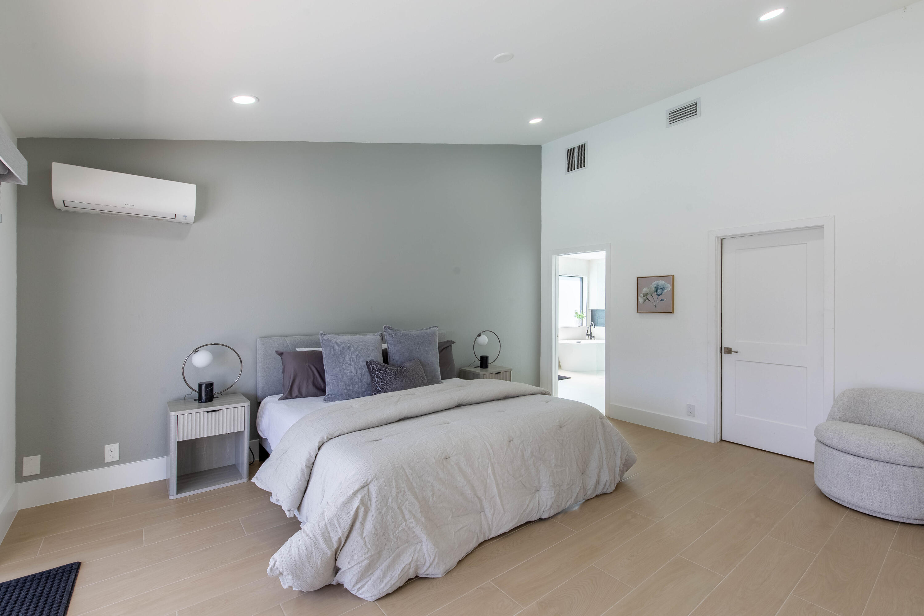 2281 Seaford Drive Property Photo 13