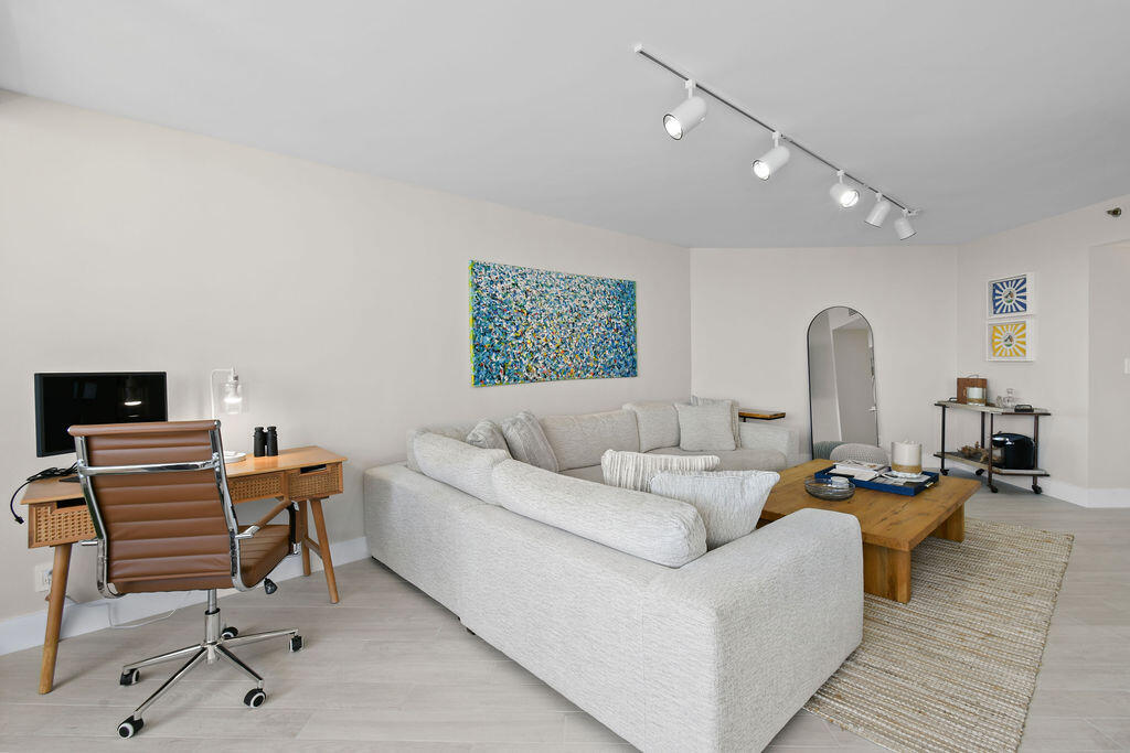 3560 S Ocean Boulevard 907 Property Photo 6