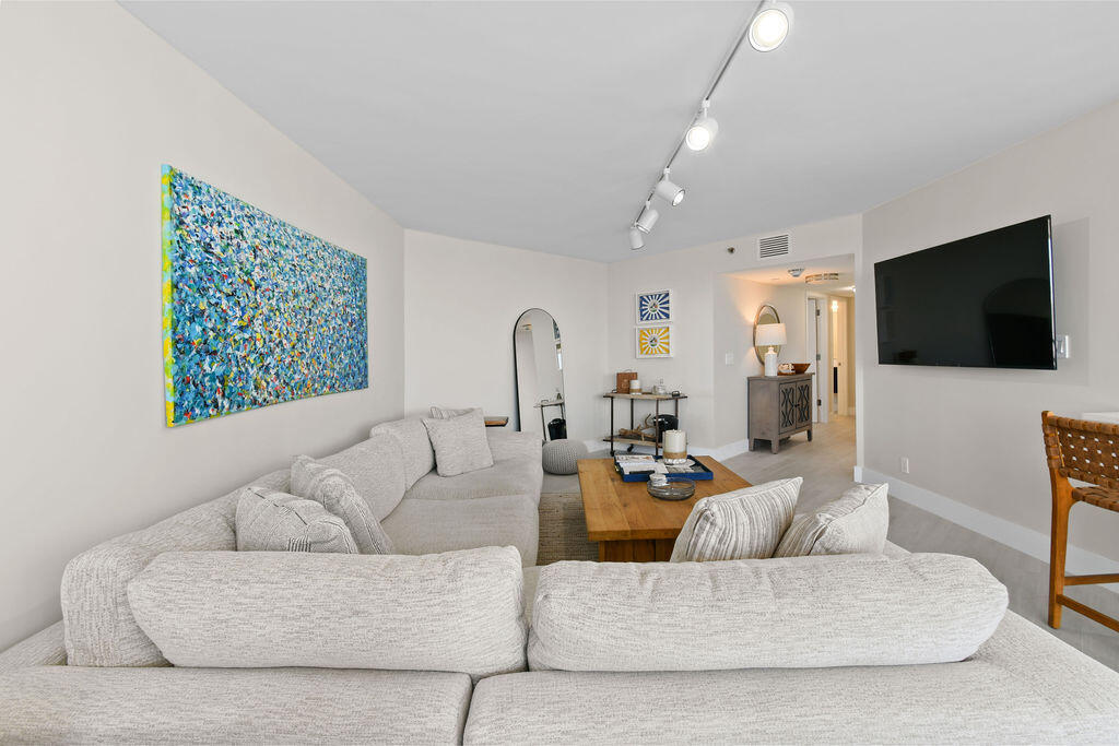 3560 S Ocean Boulevard 907 Property Photo 7