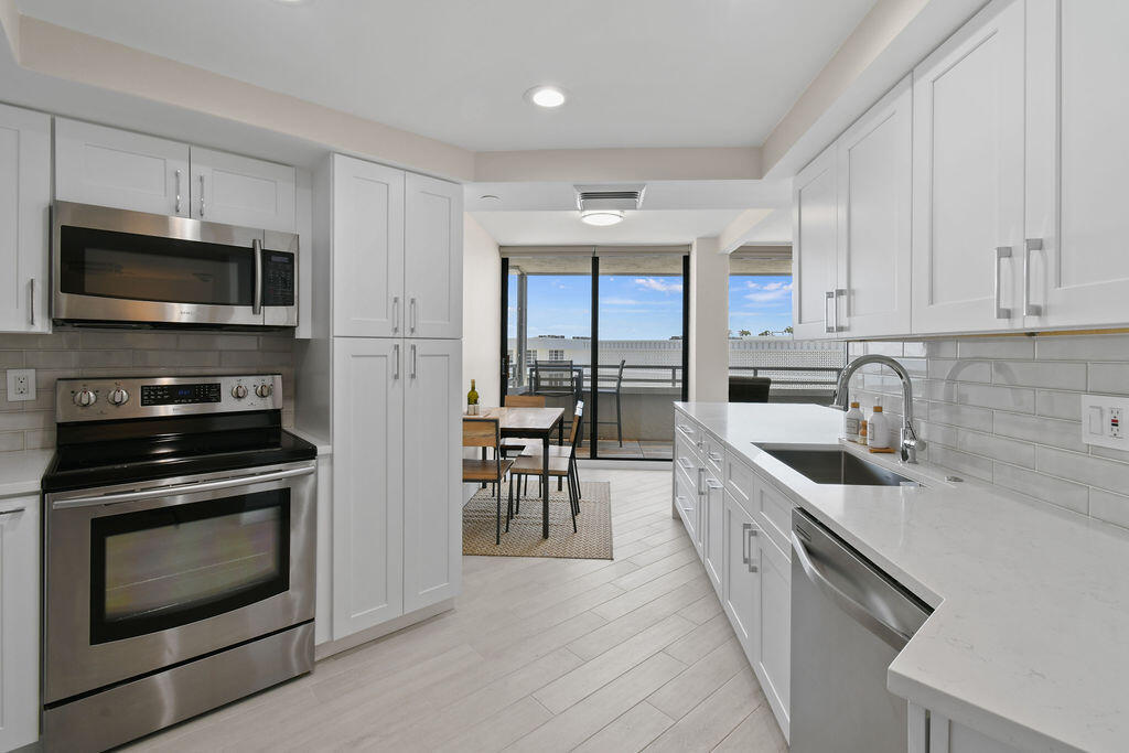 3560 S Ocean Boulevard 907 Property Photo 13