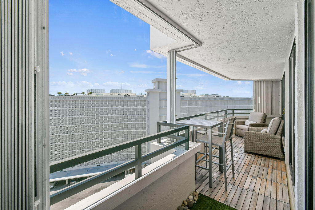 3560 S Ocean Boulevard 907 Property Photo 23