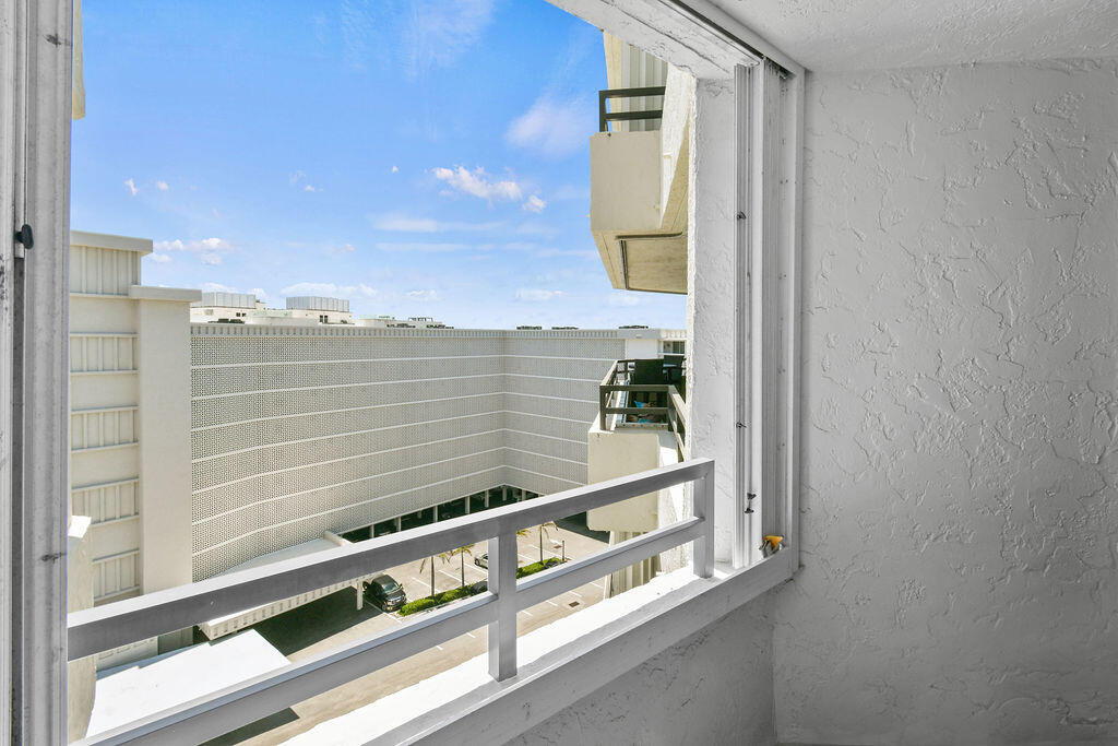 3560 S Ocean Boulevard 907 Property Photo 37