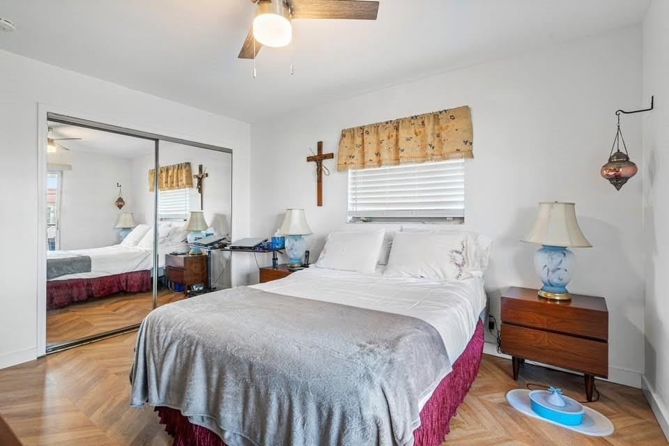 156 Seville Property Photo 8