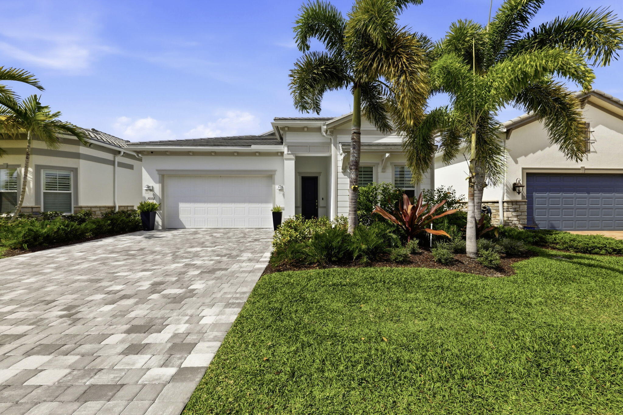 10332 Northbrook Circle Property Photo 1