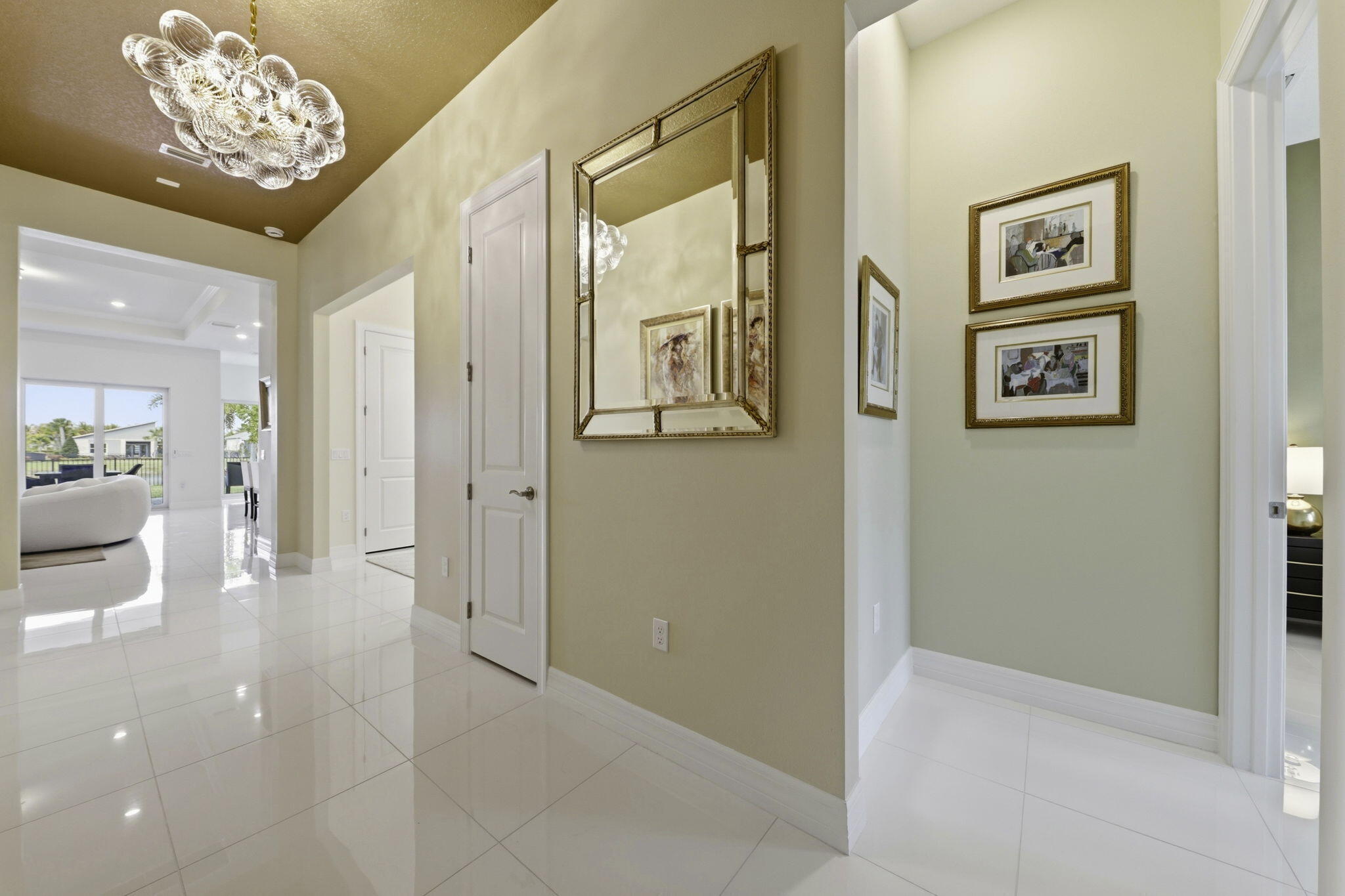 10332 Northbrook Circle Property Photo 6