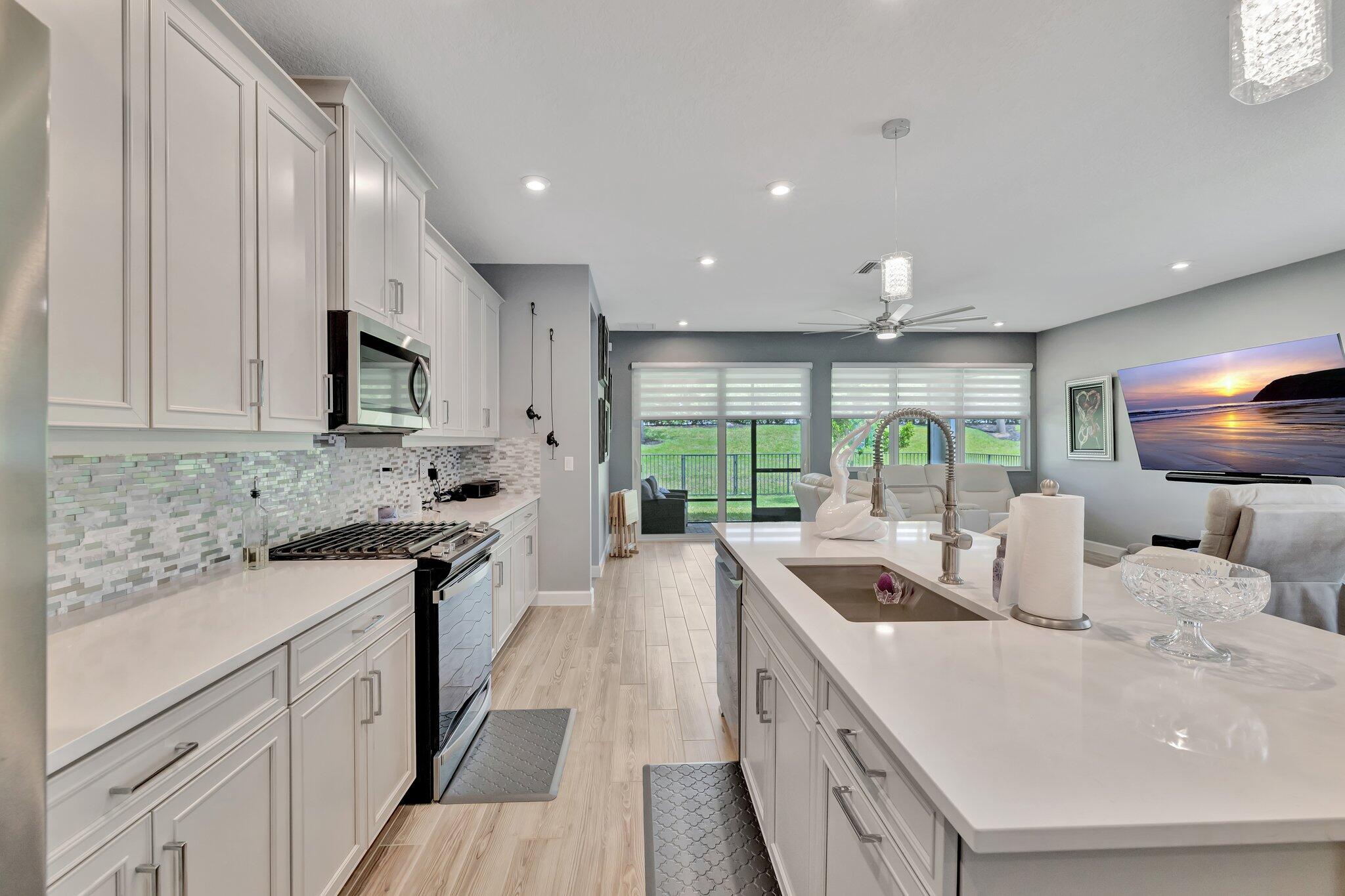 11527 Sw Viridian Boulevard Property Photo 10