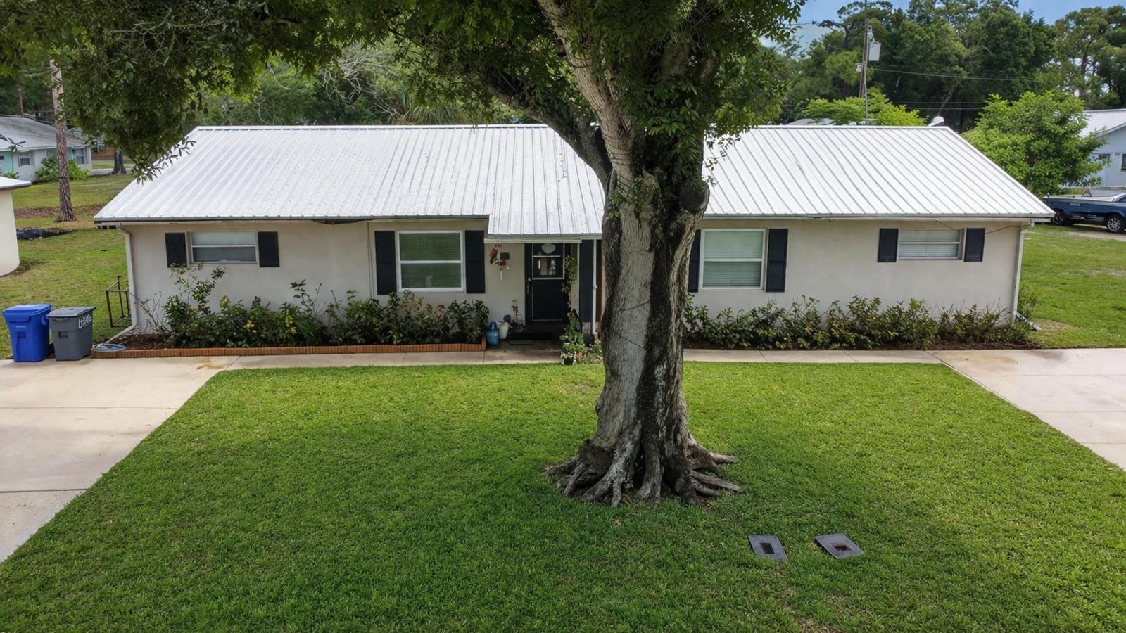 1504 41st Avenue Property Photo 2