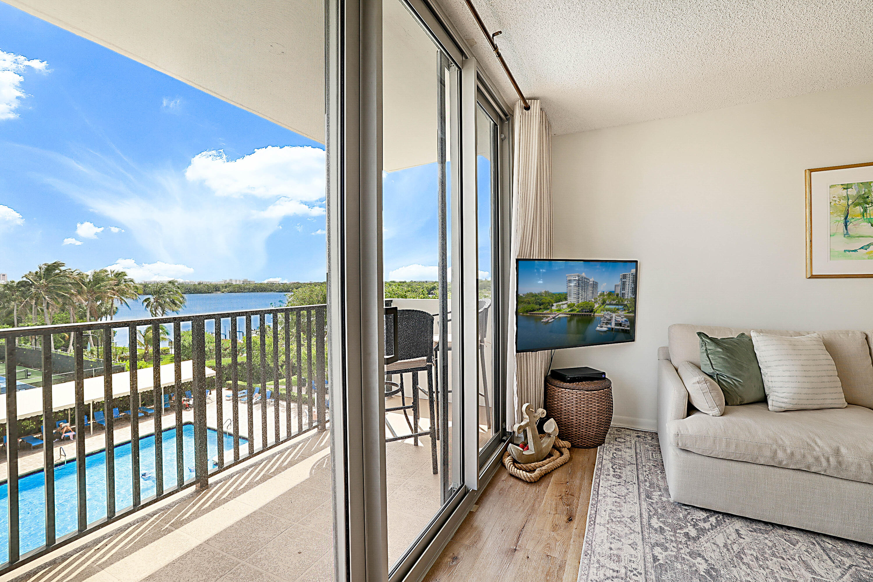 2121 N Ocean Boulevard 407w Property Photo 5
