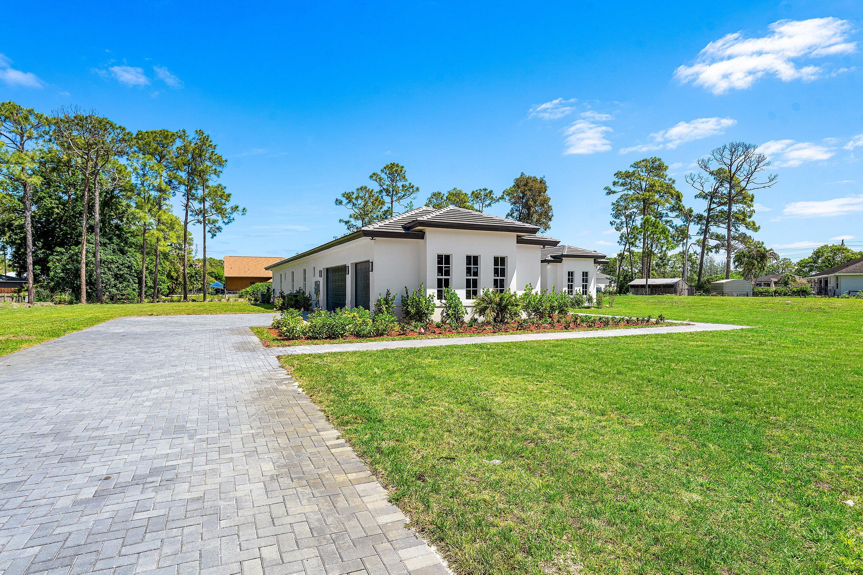 15090 Temple Boulevard Property Photo 5