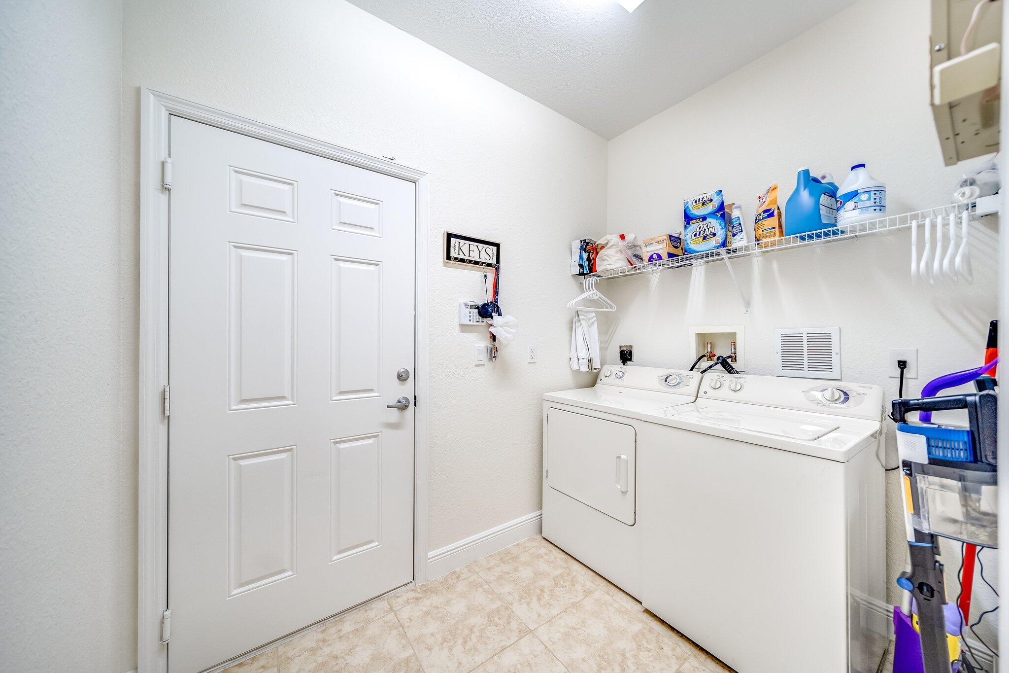 2106 Wingate Bend Property Photo 23
