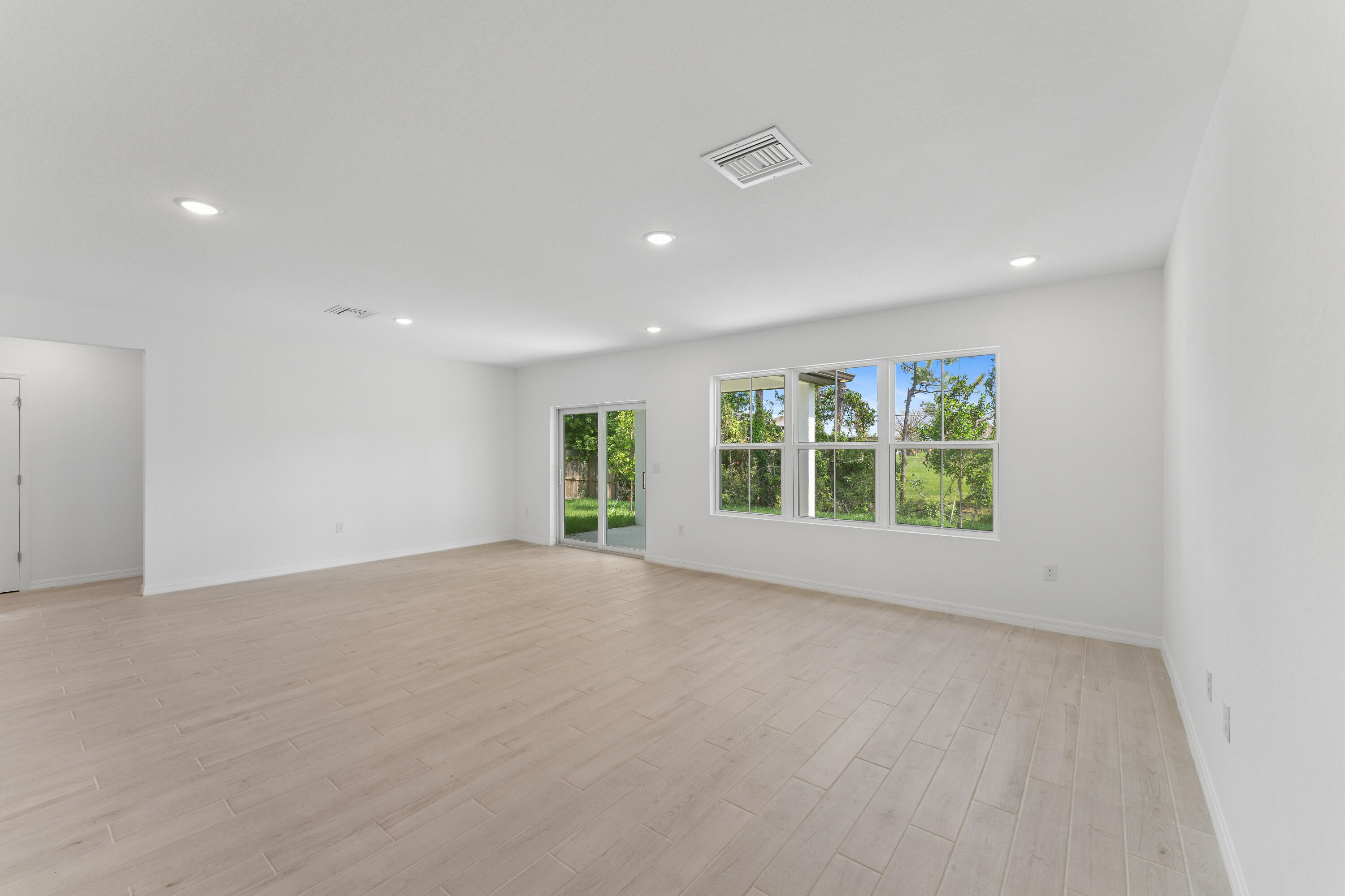 841 Nw Archer Avenue Property Photo 18