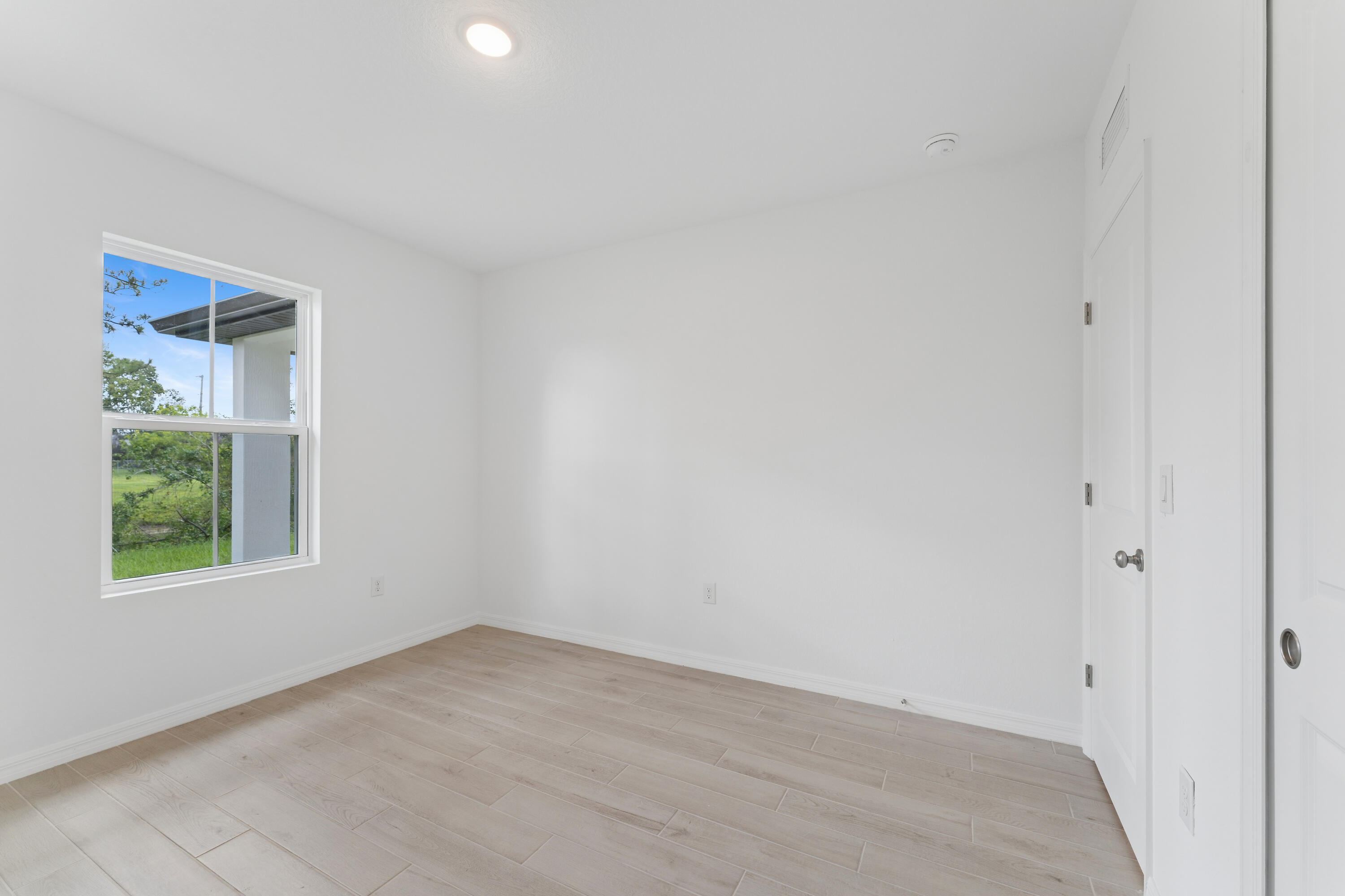 841 Nw Archer Avenue Property Photo 20
